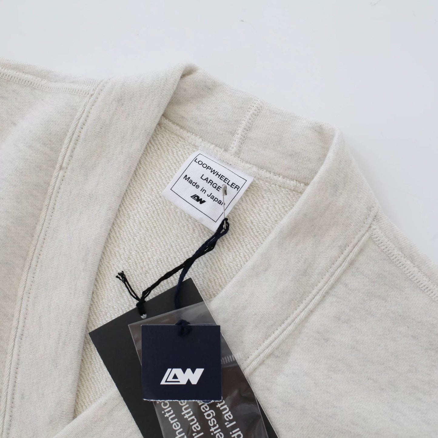 loopwheeler lw180 cardigan in leaf beige