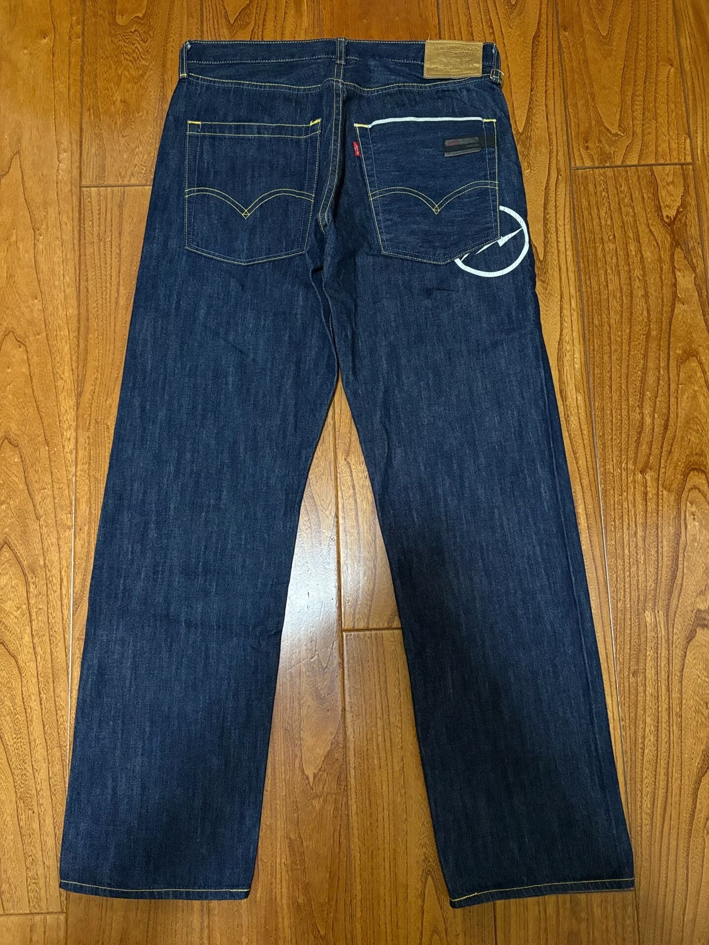 levis fenom gold label raw denim jeans