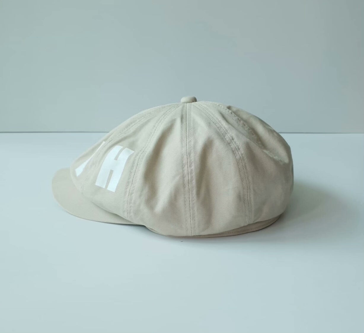 goodenough newsboy cap in ivory color