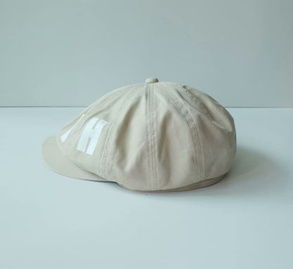 goodenough newsboy cap in ivory color