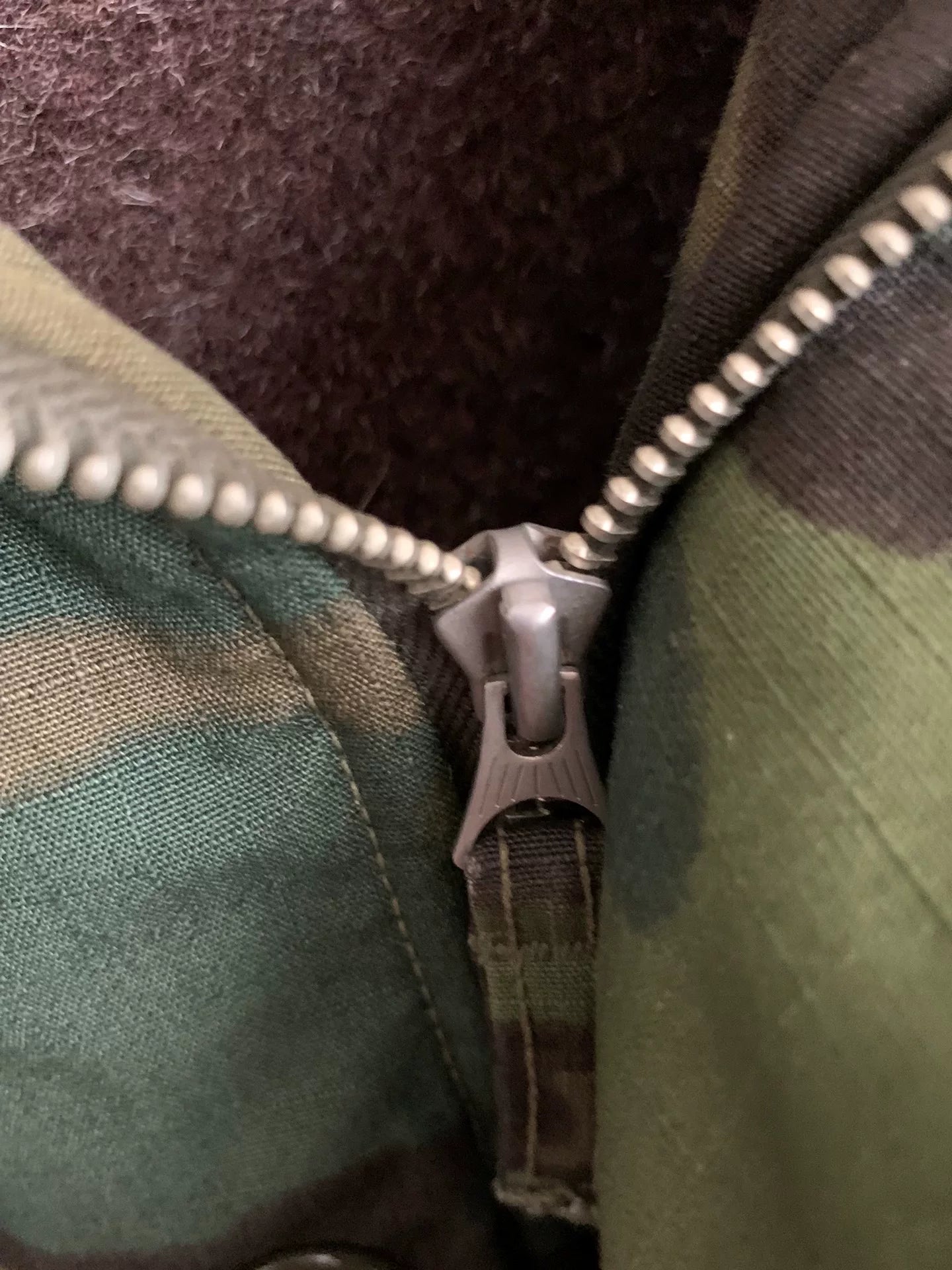 camouflage hooded warm vest