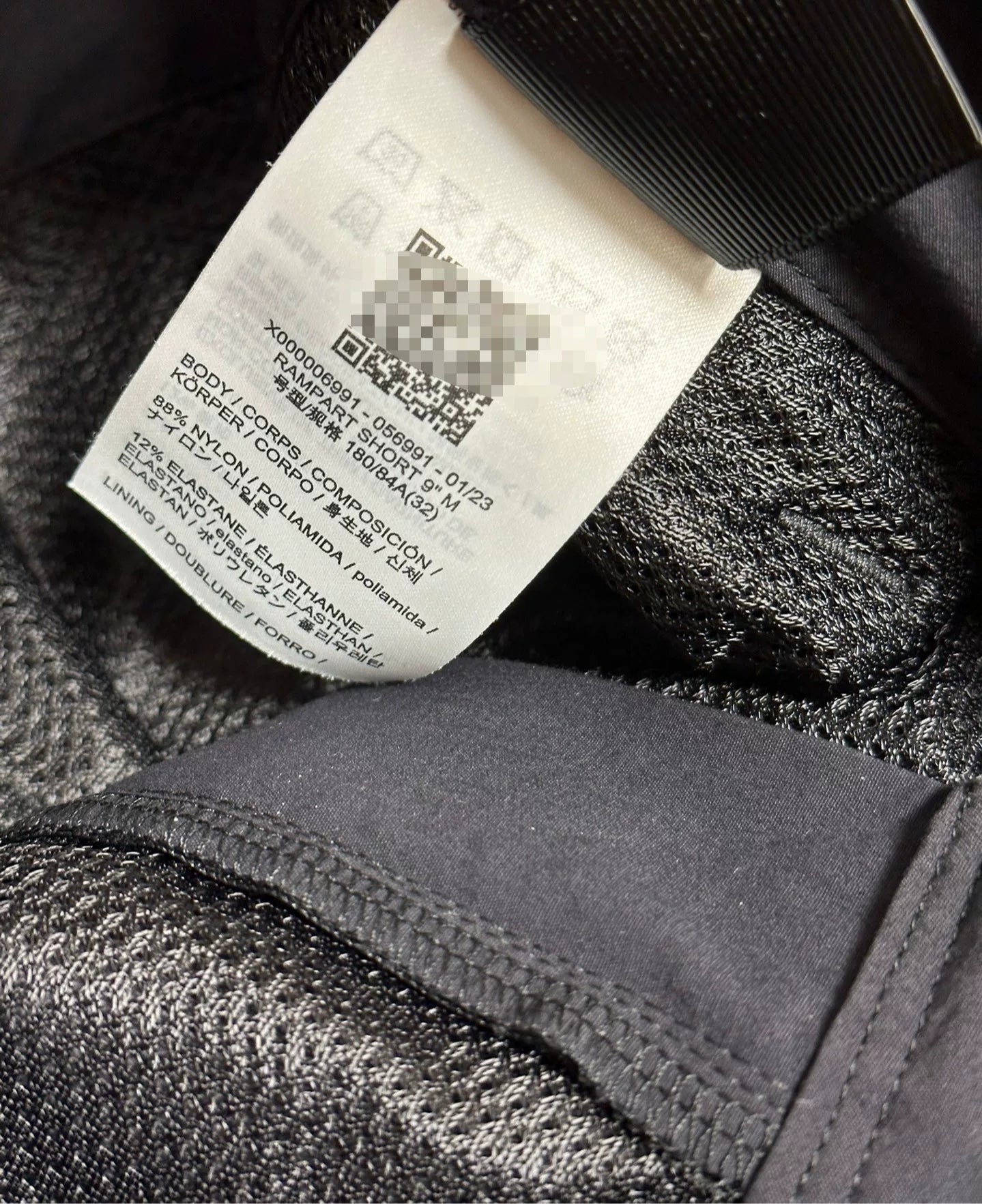 ARC'TERYX RAMPART 9'' Short