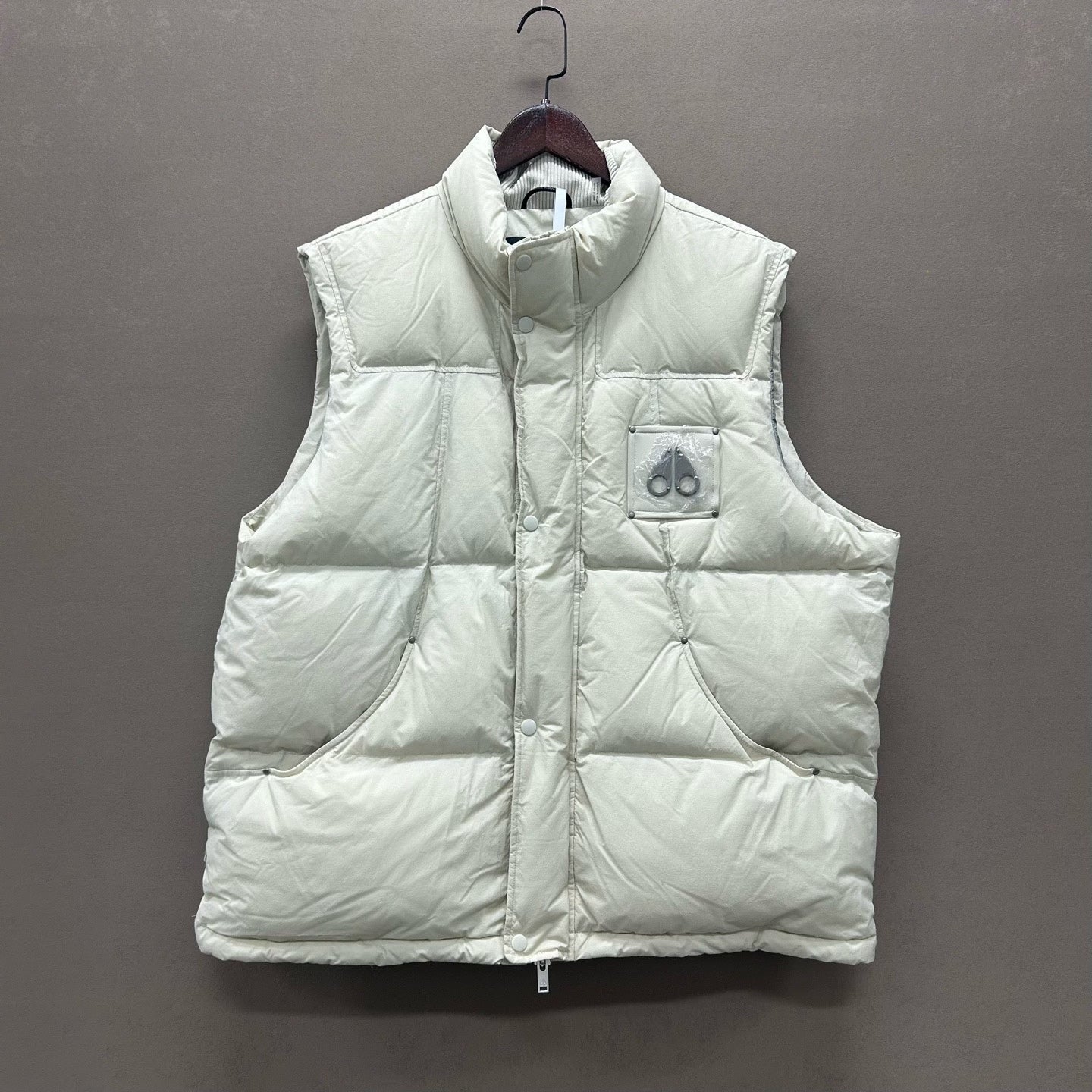 moose knuckles beige down vest 2xl