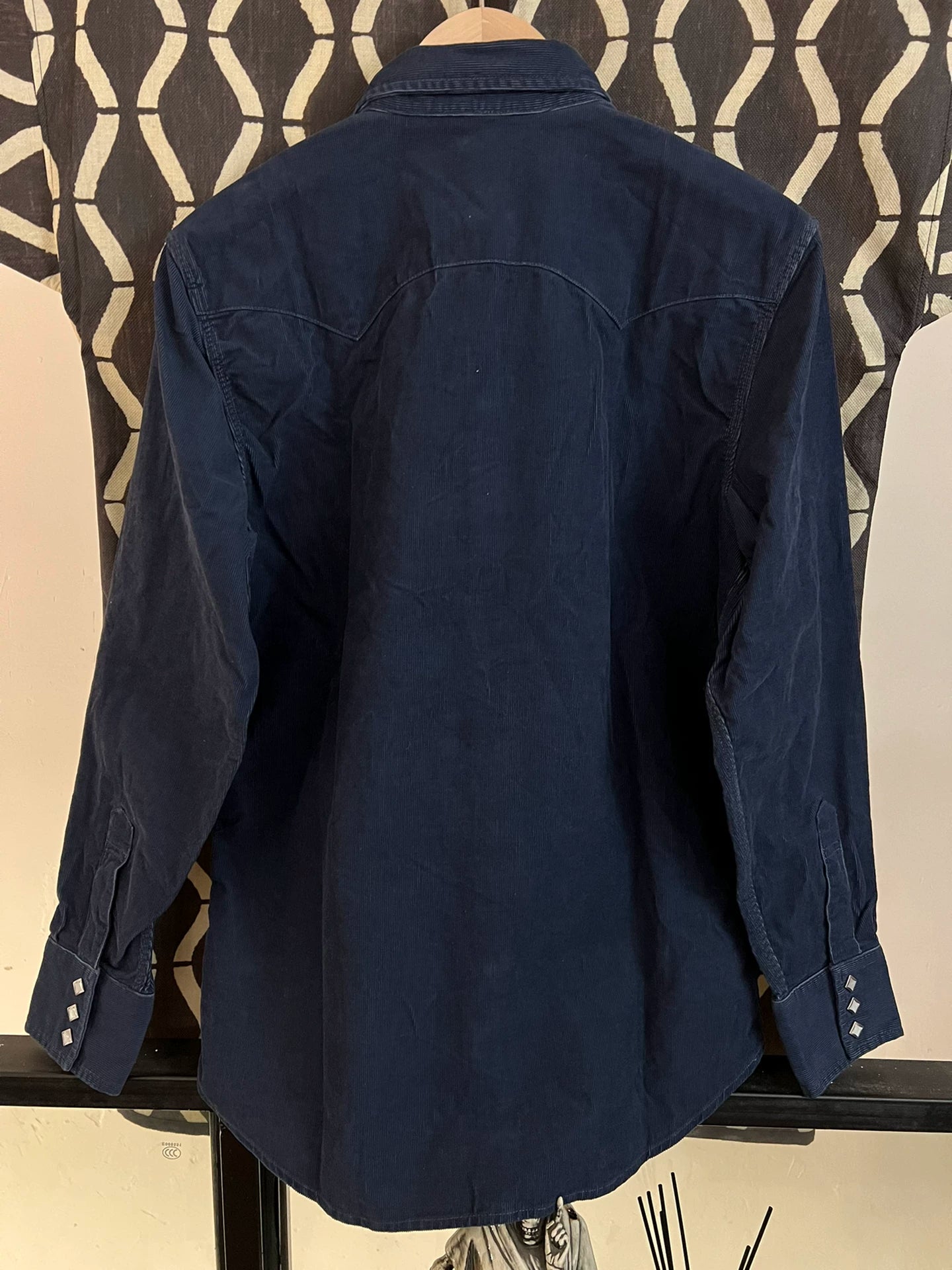 levi's lvc corduroy shirt in navy and wine