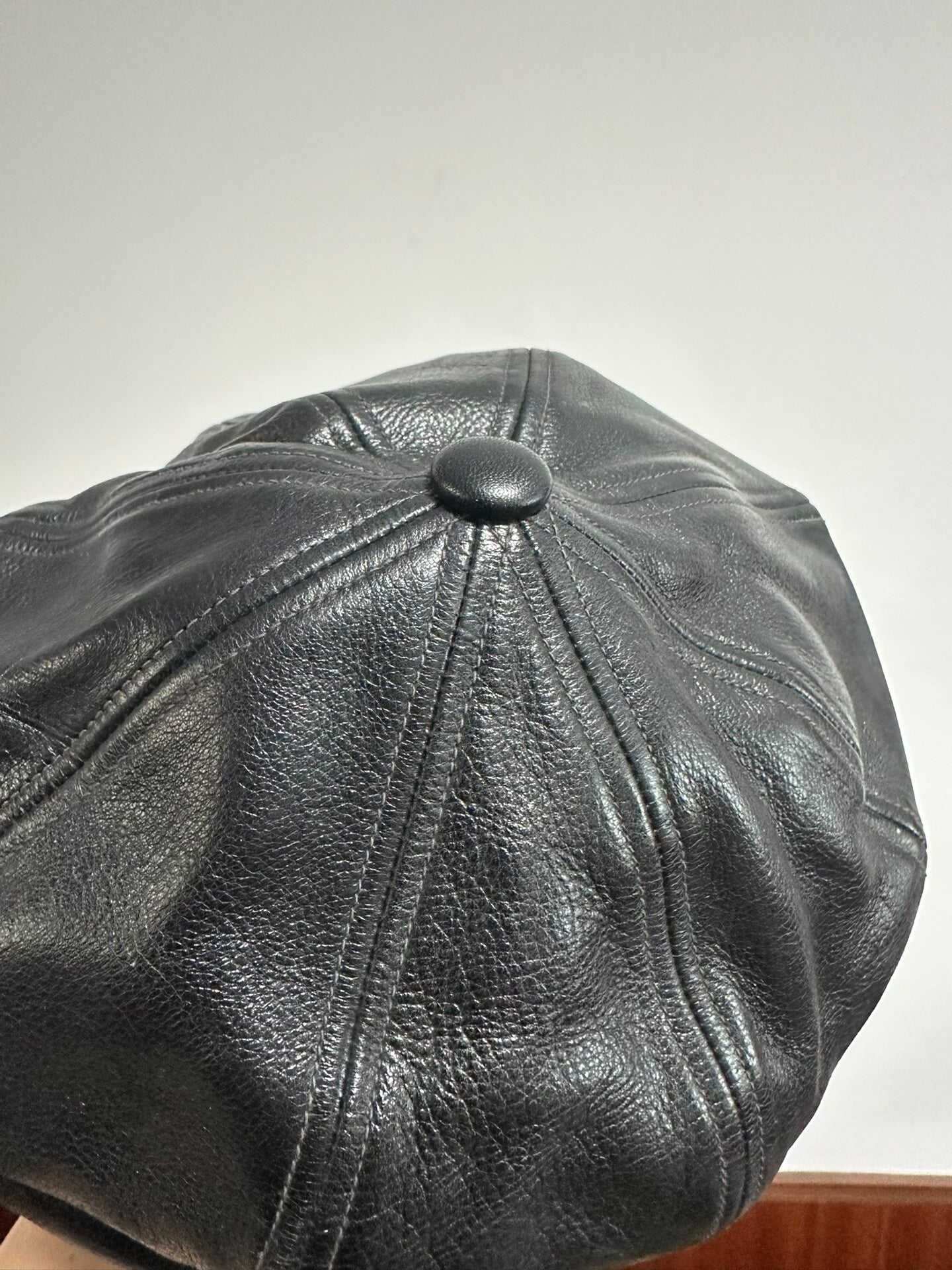 FREEWHEELERS Leather Newsboy Cap
