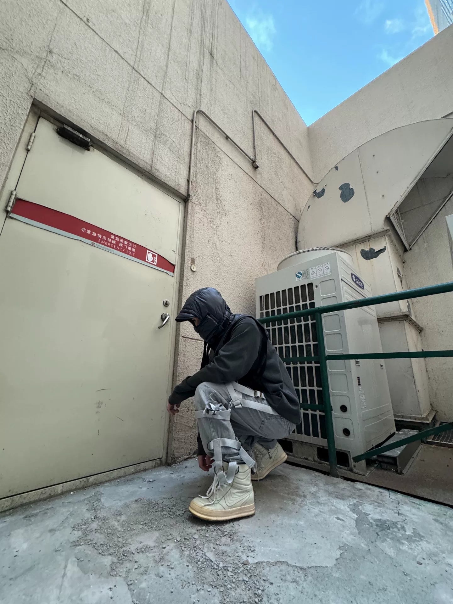 TAKAHIROMIYASHITA TheSoloist AW18 Bib Hoodie