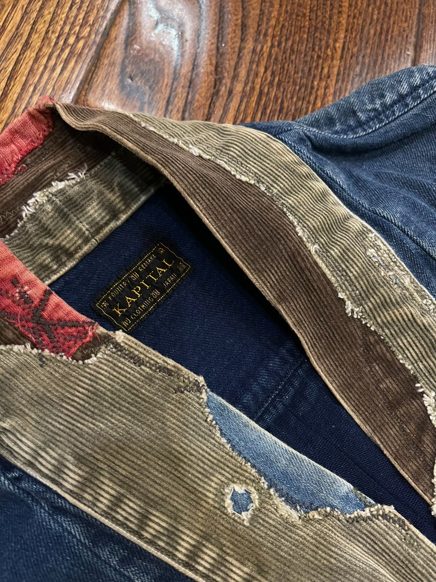 Kapital Boro Robe