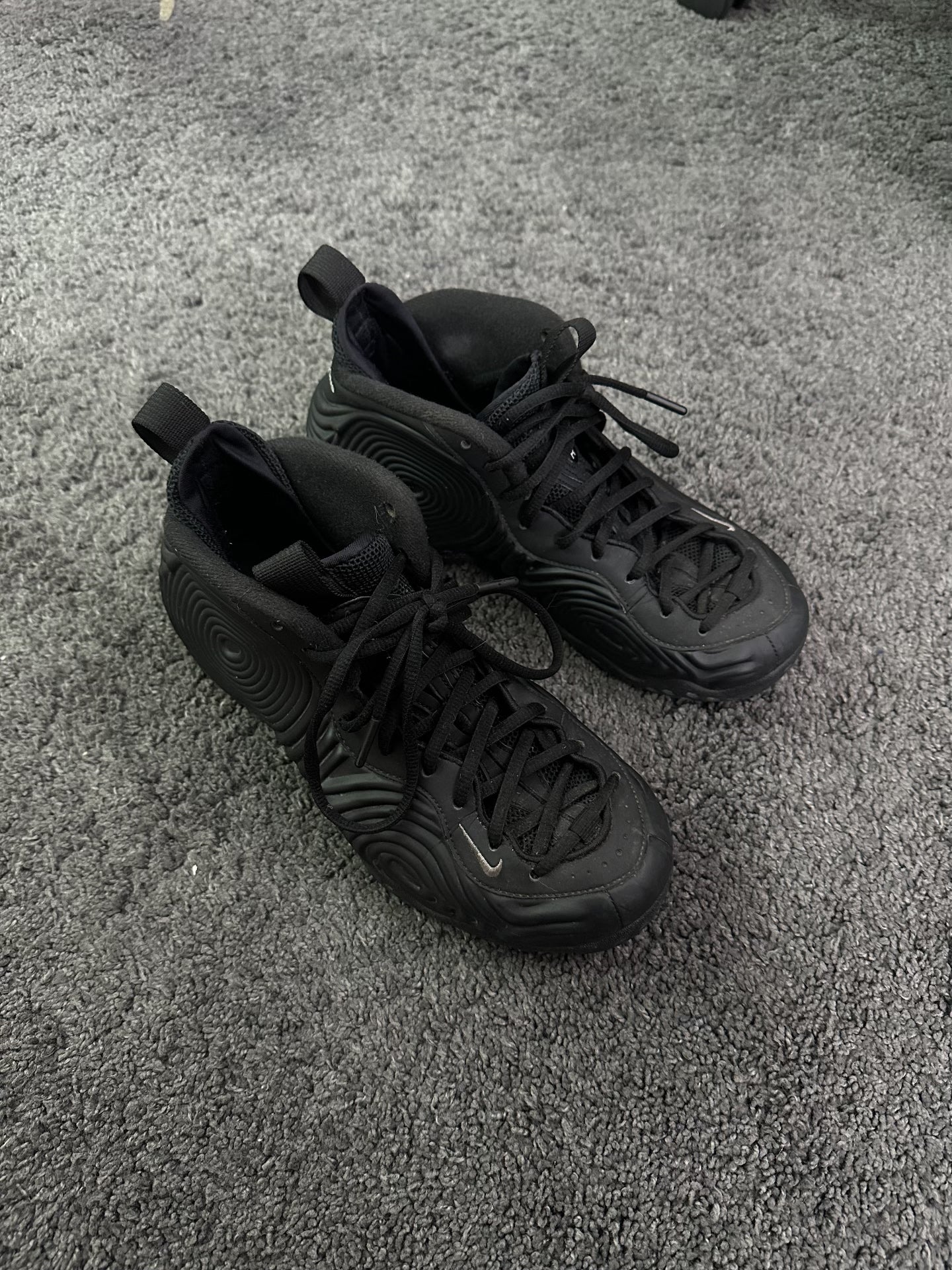 COMME DES GARCONS x Nike Foamposite One SP