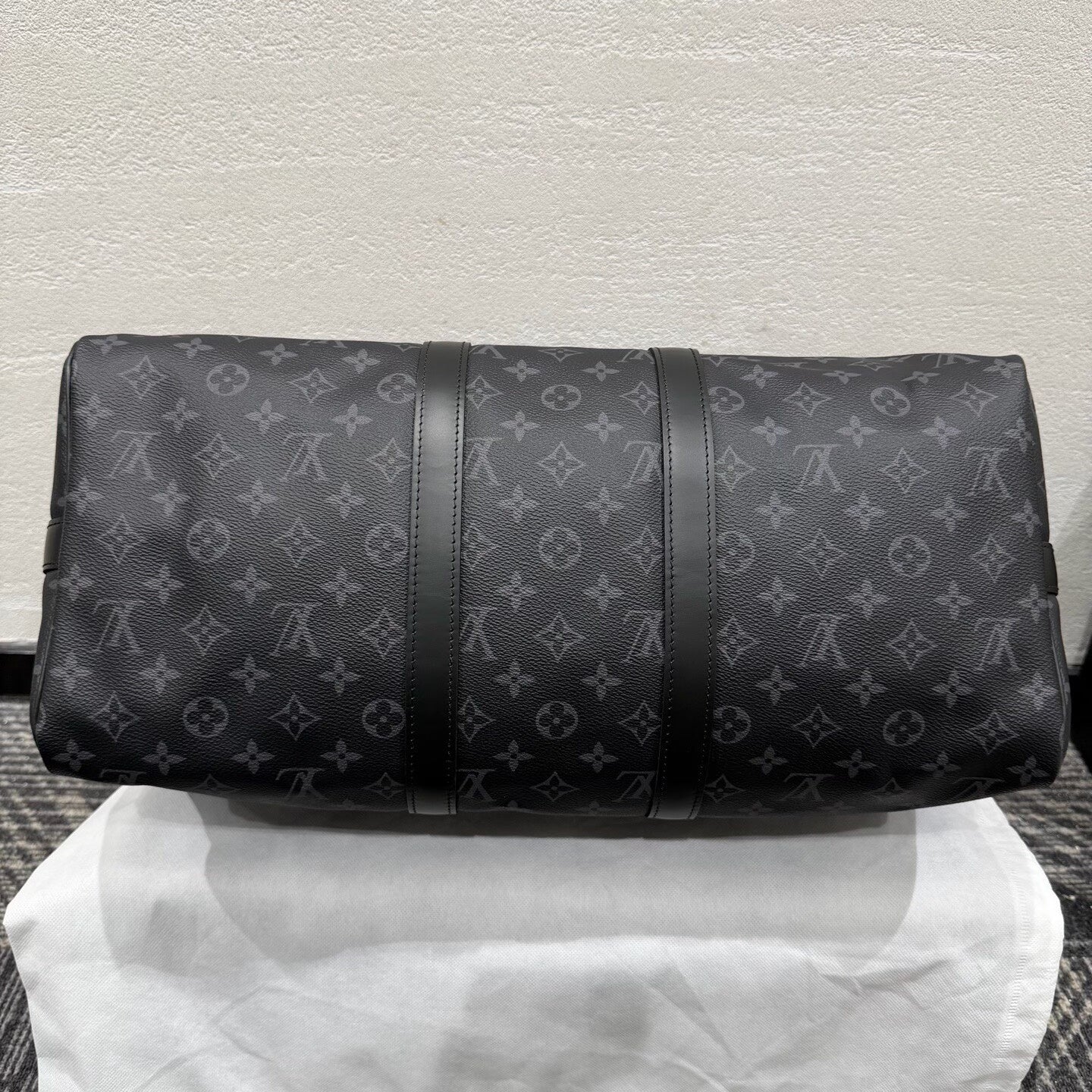 Louis Vuitton Keepall 45 Black Travel Bag