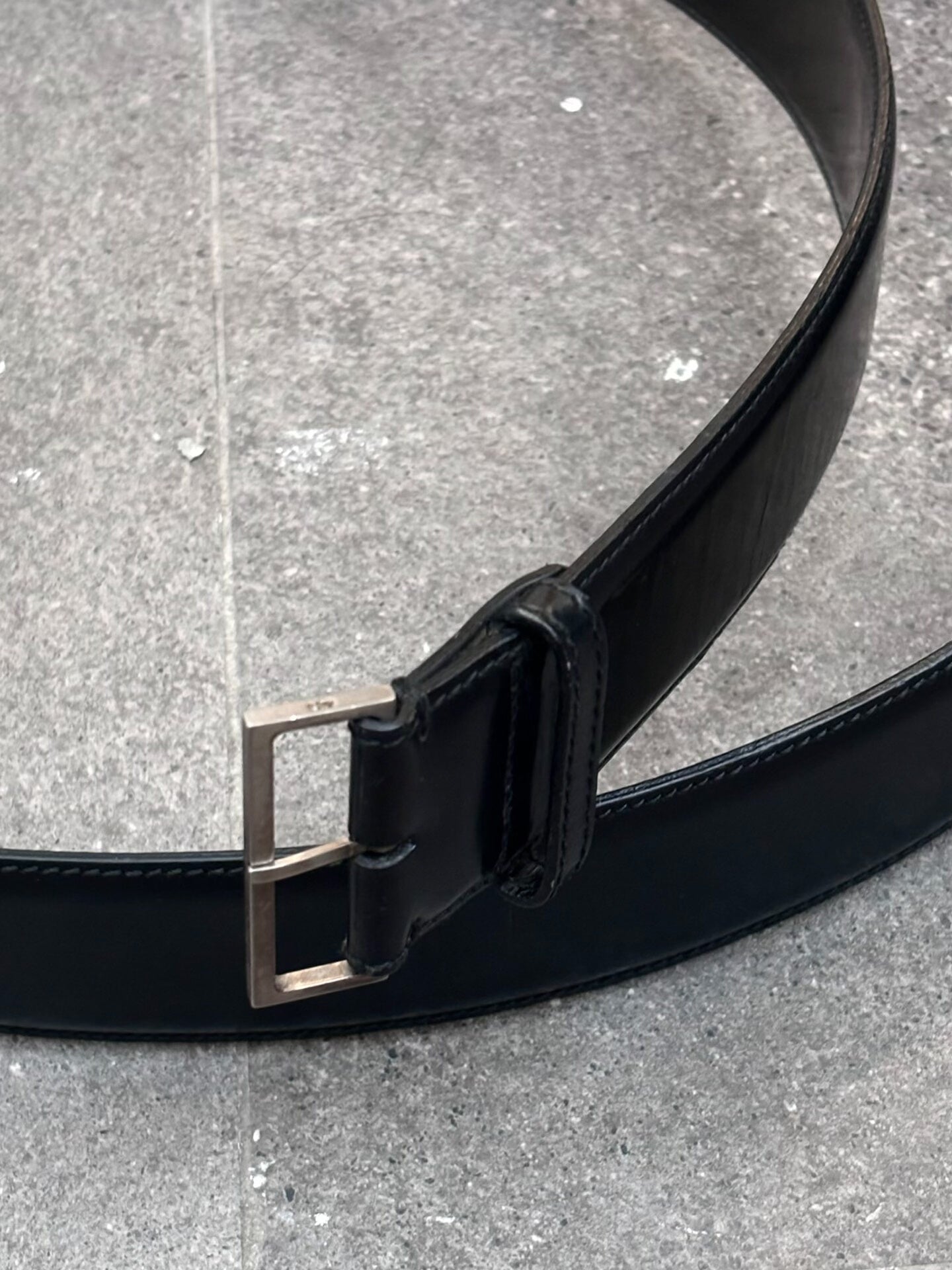 minimalist black leather belt by Dior