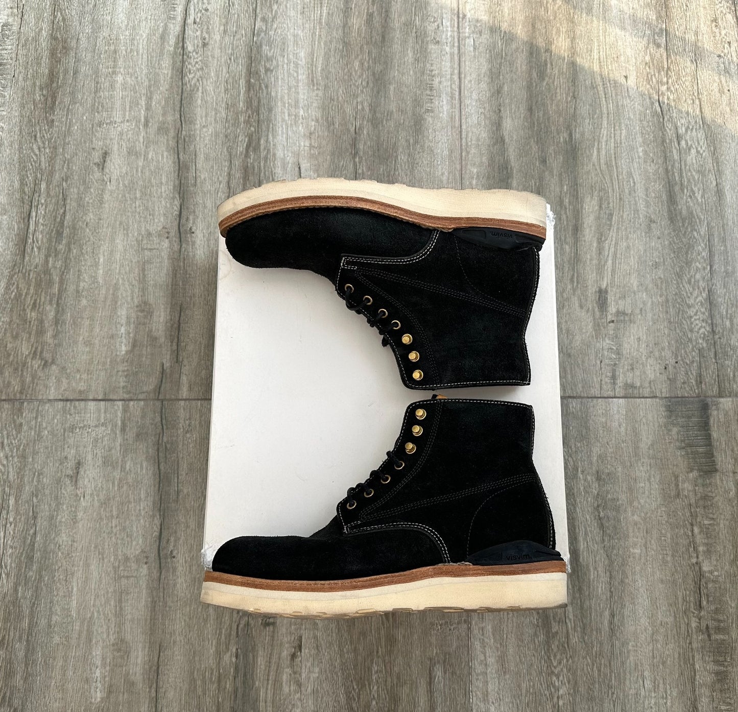 visvim virgil boots in black suede