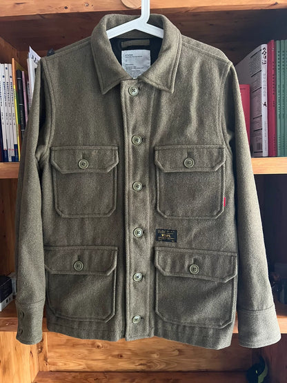 cozy wool jacket with four pockets
