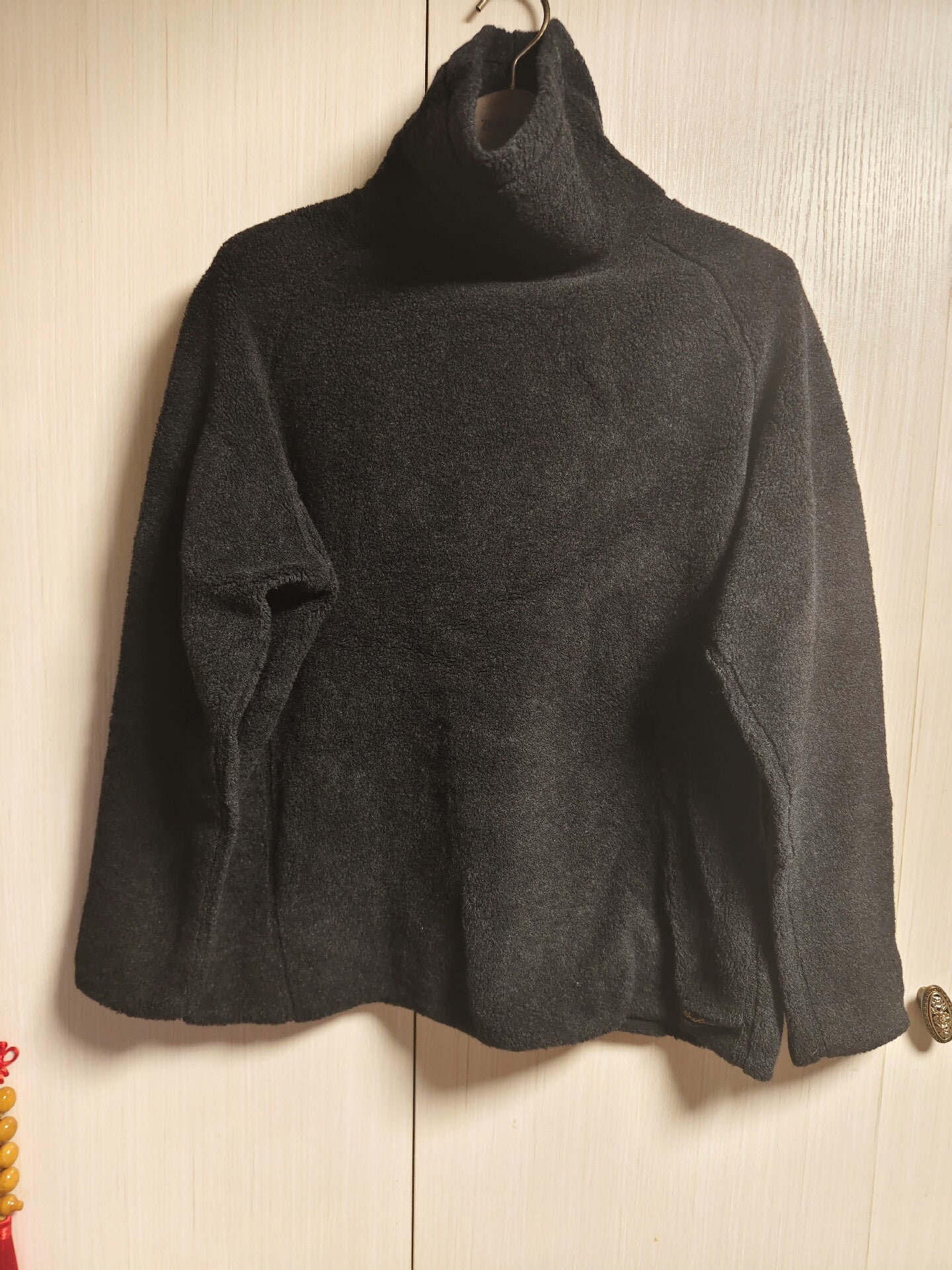 black cashmere turtleneck sweater size 2