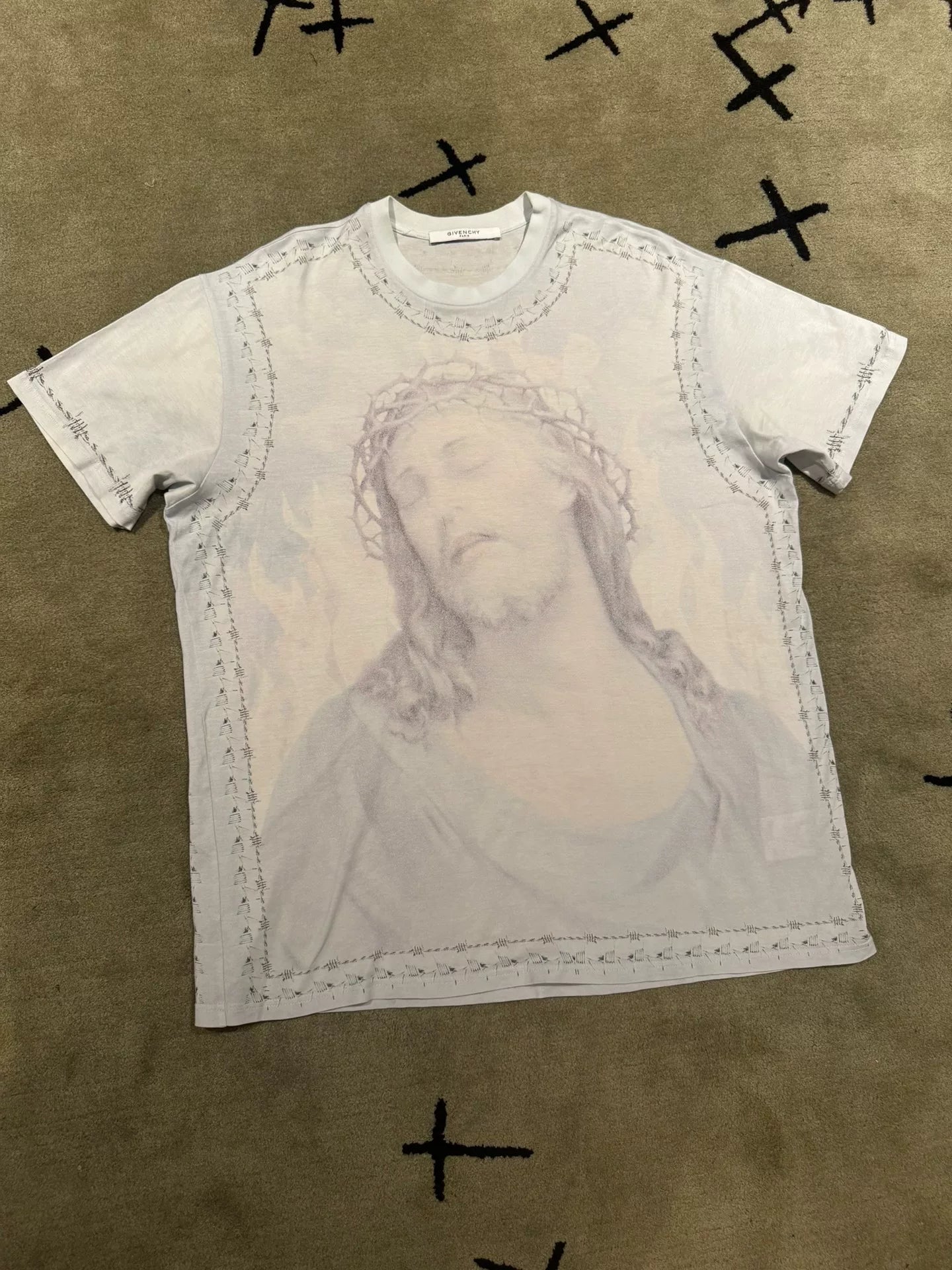 givenchy oversized jesus graphic t-shirt