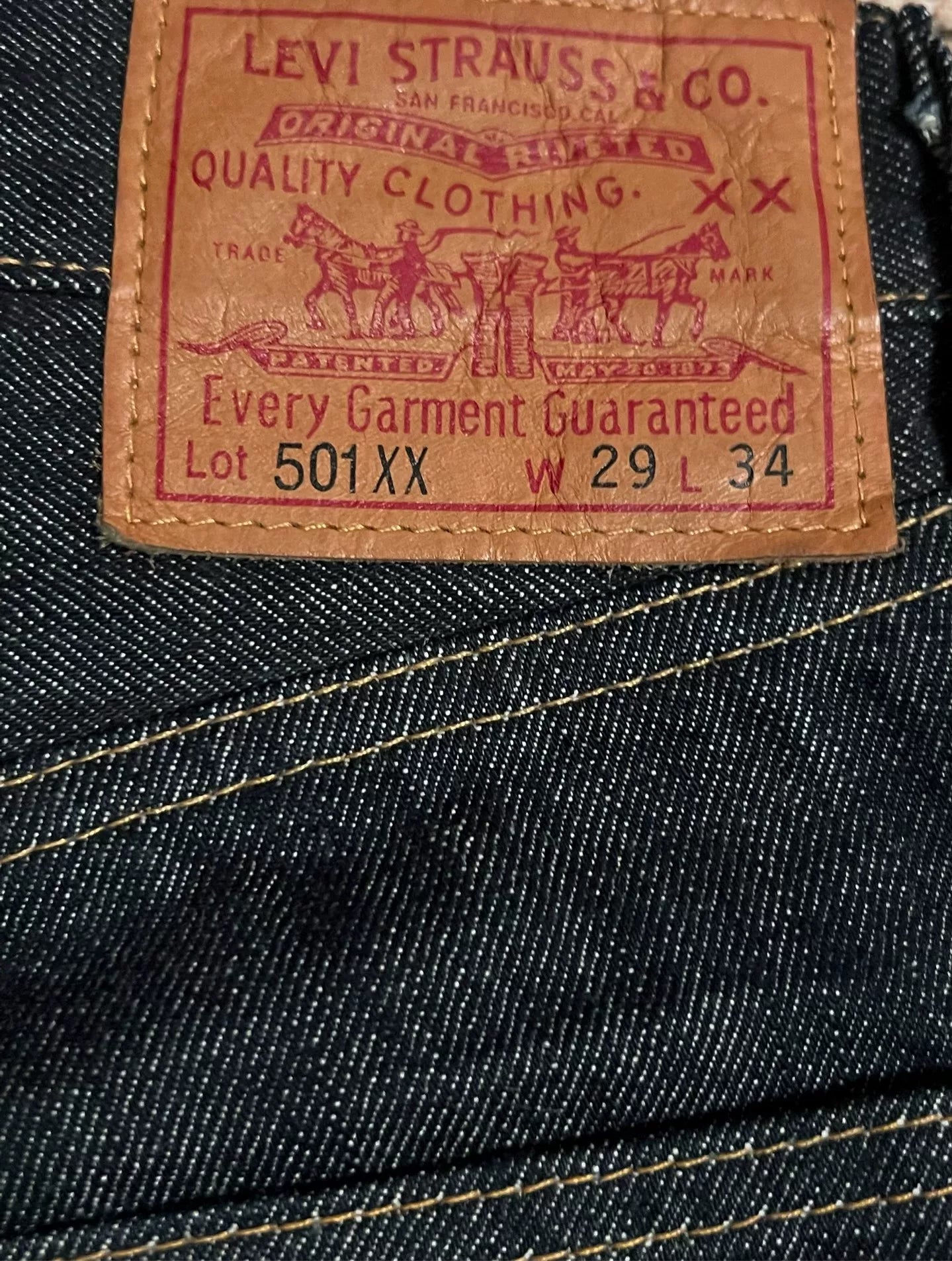 levi's vintage dark blue jeans