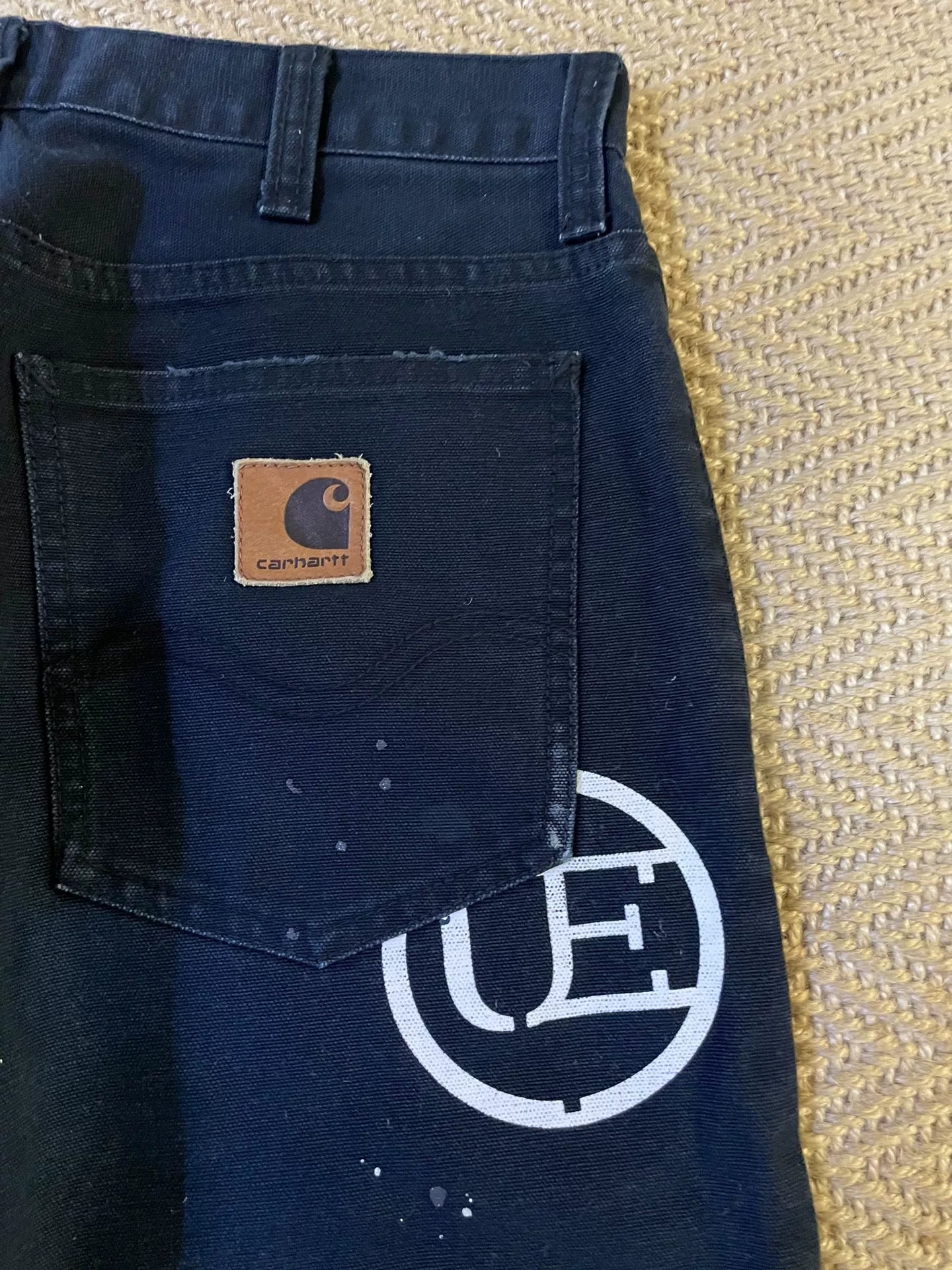 ue x carhartt damaged pants in black