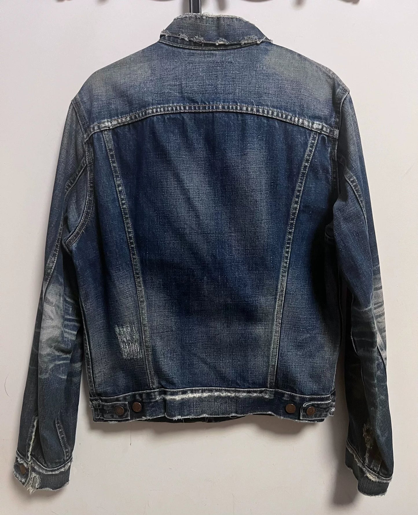 vintage levi's distressed denim jacket 70505