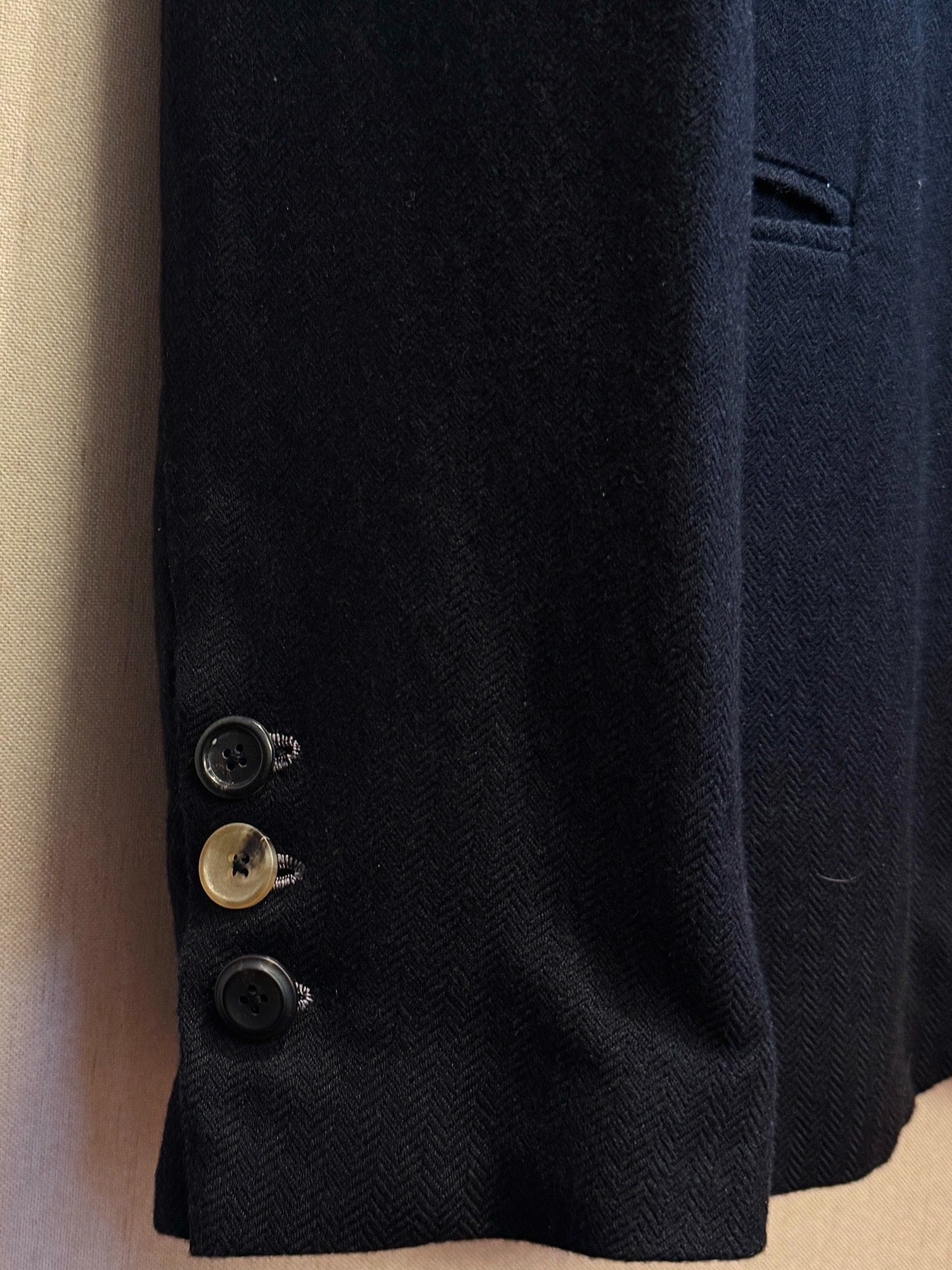 Geoffrey b small GJ04 Gold Blazer