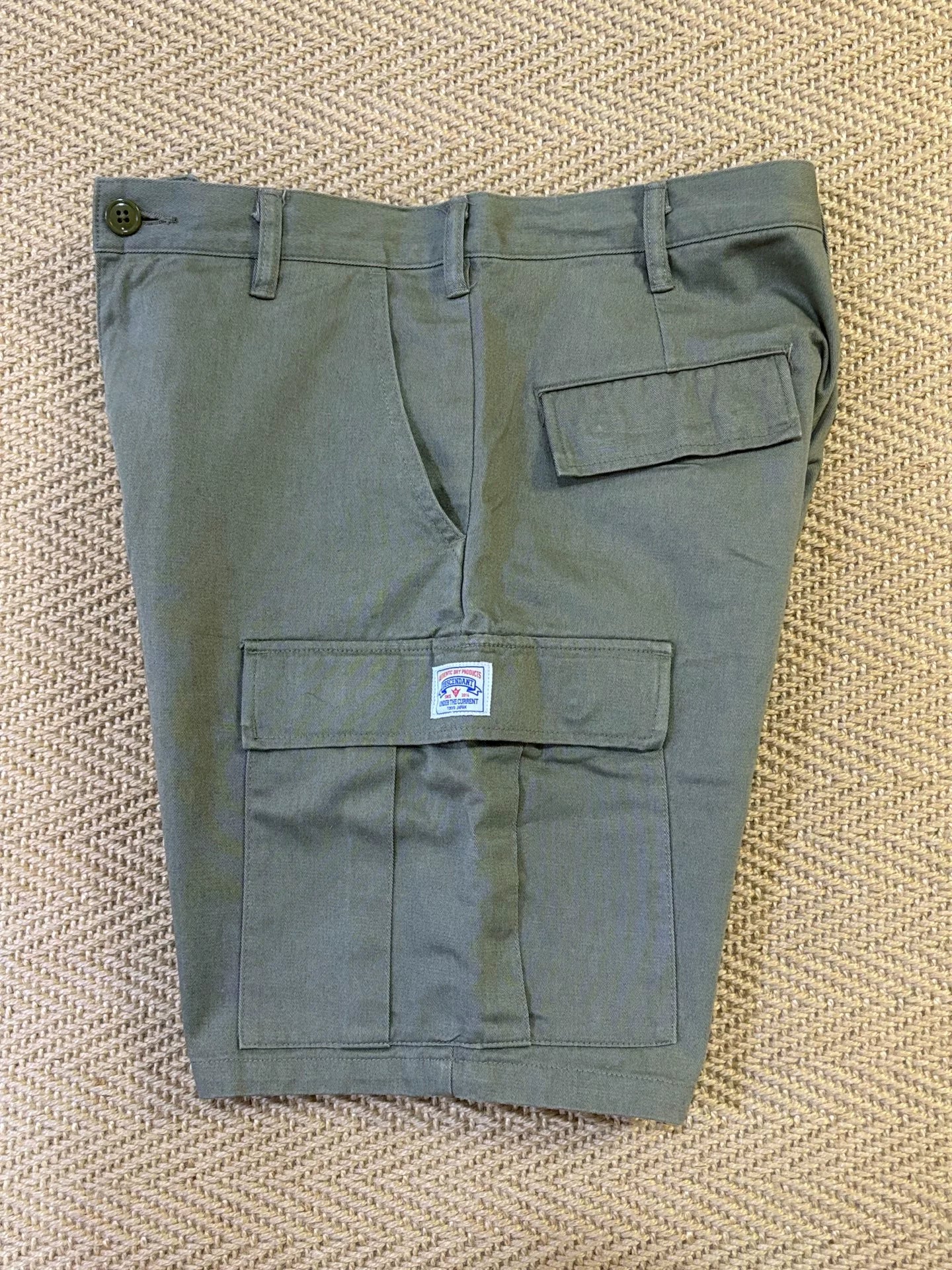 Descendant DWU Cargo Shorts in Excellent Condition