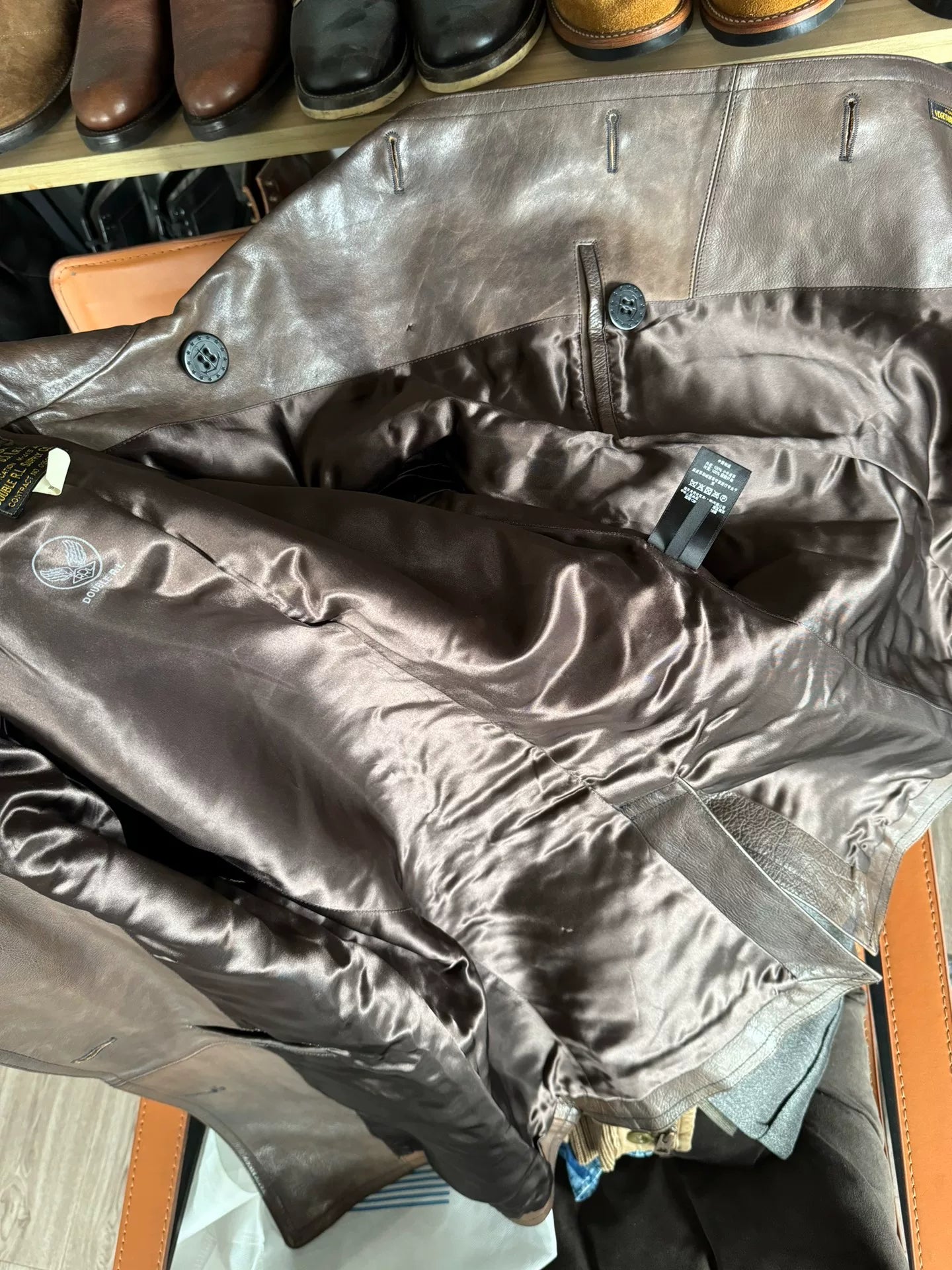 vintage rrl leather jacket in medium size