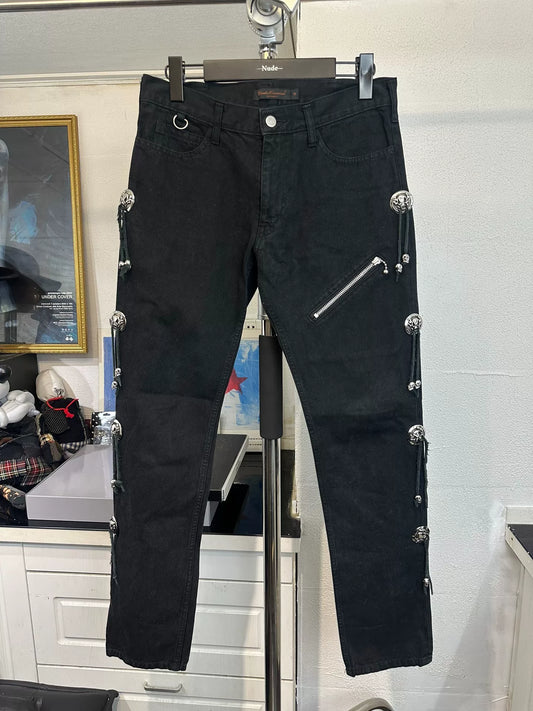 stylish black pants with unique features