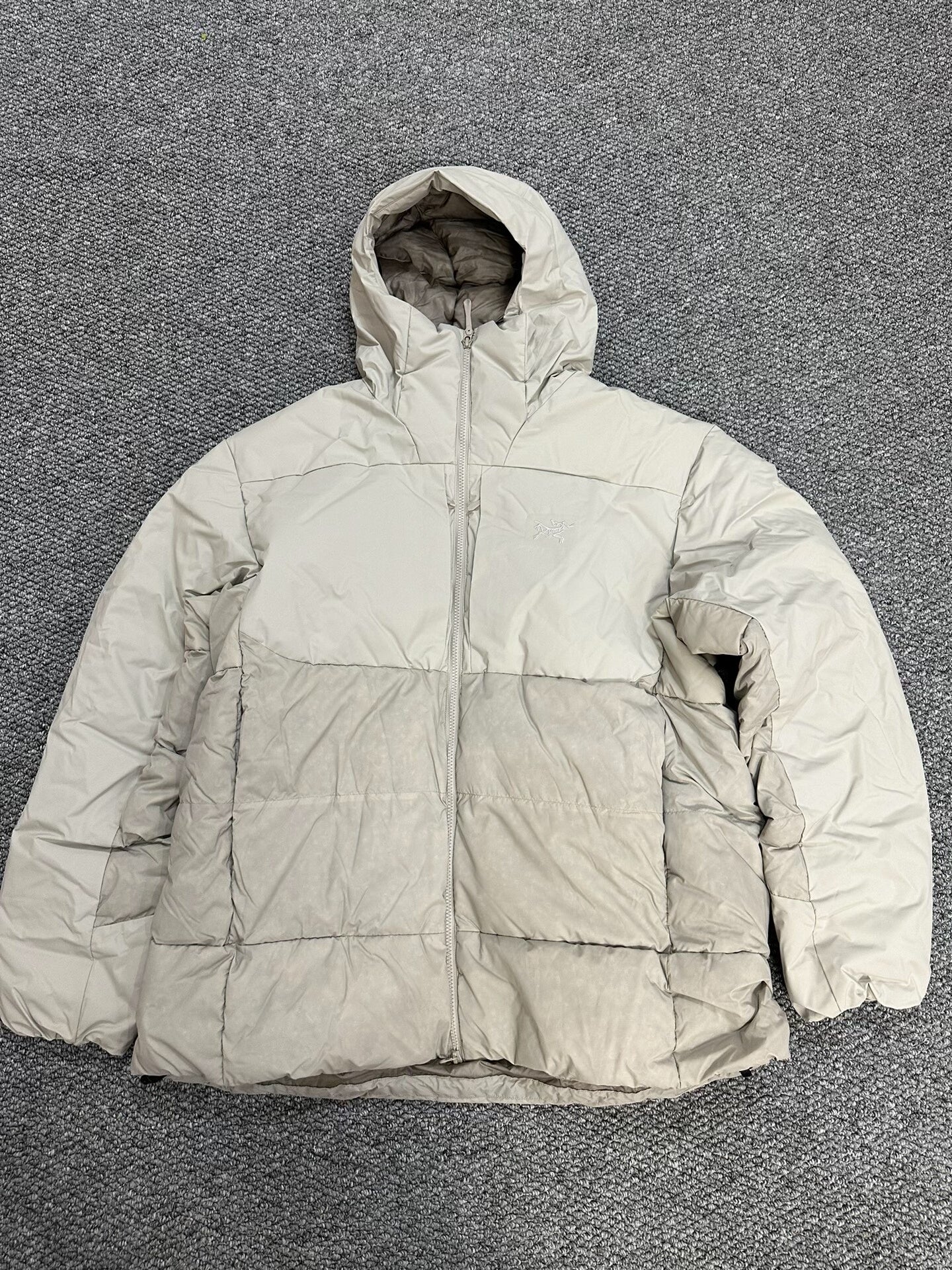 arc'teryx thorium sv lightweight puffer jacket