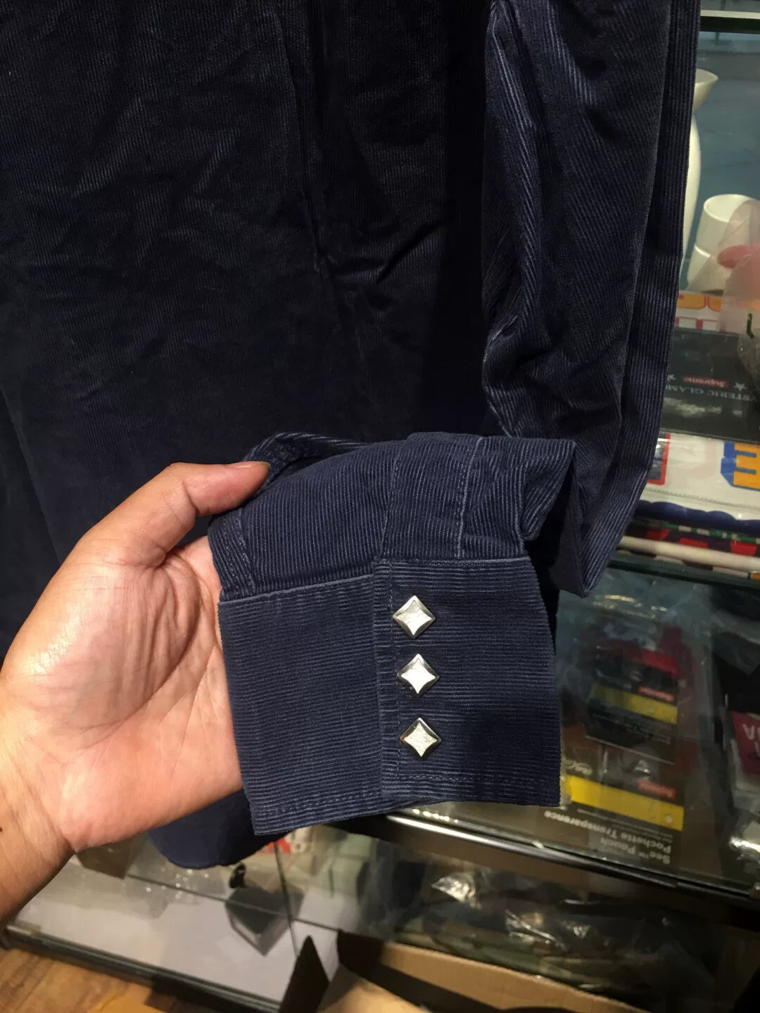 levi's lvc corduroy shirt in navy and wine