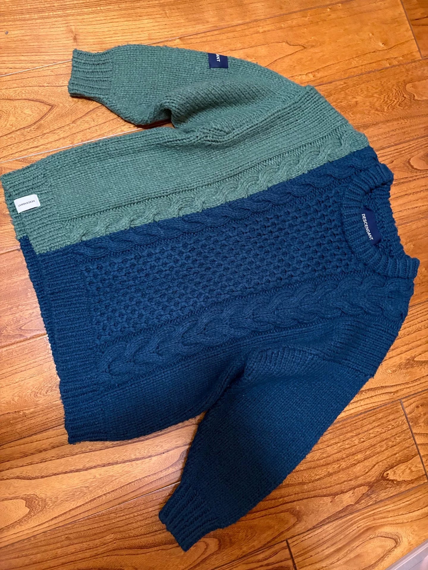 DESCENDANT Aran Wool Knit Sweater
