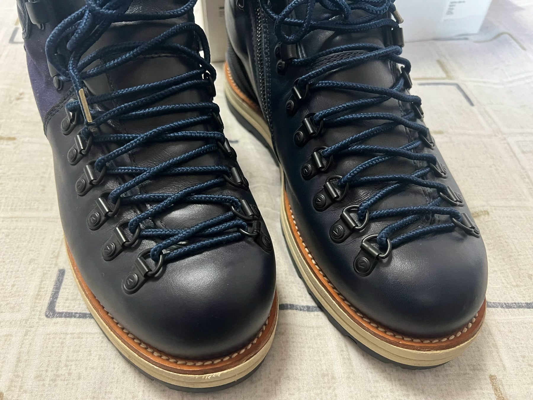 visvim serra x sophnet collab hiking boots