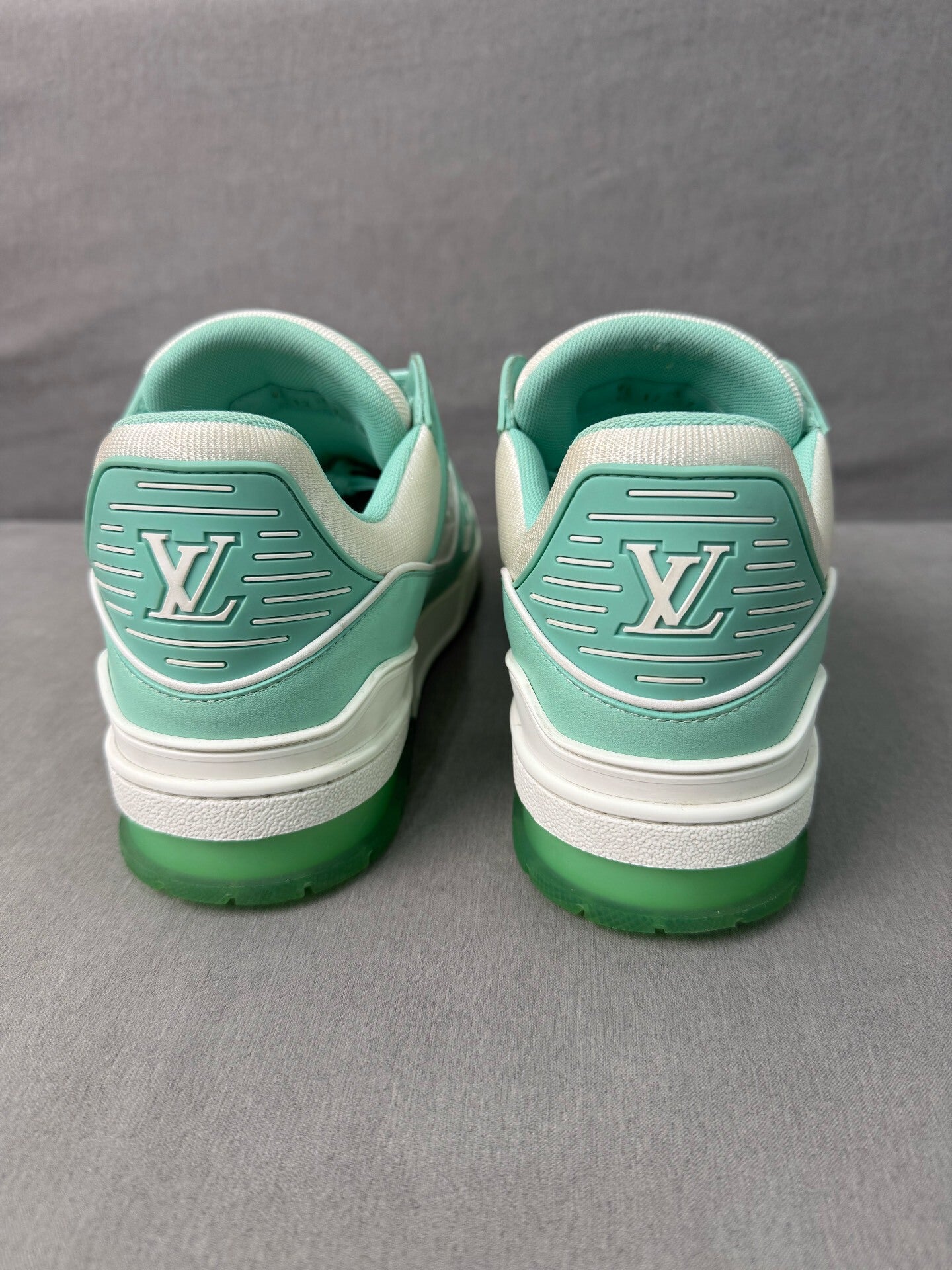 Louis Vuitton Trainer Tiffany Green Size 41