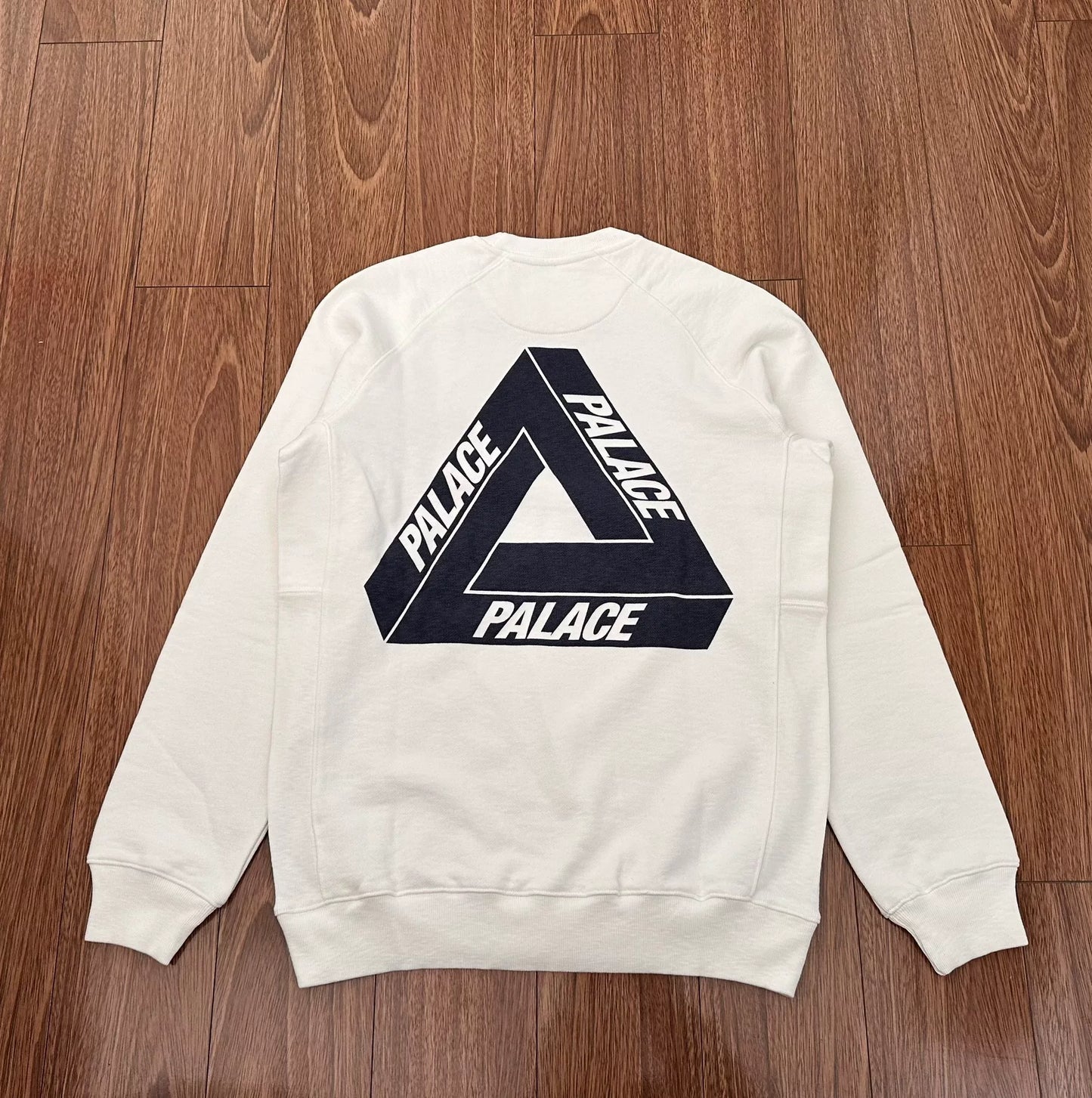 palace logo-print crewneck sweatshirt in white