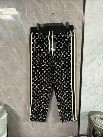 louis vuitton monogram jogger pants size L