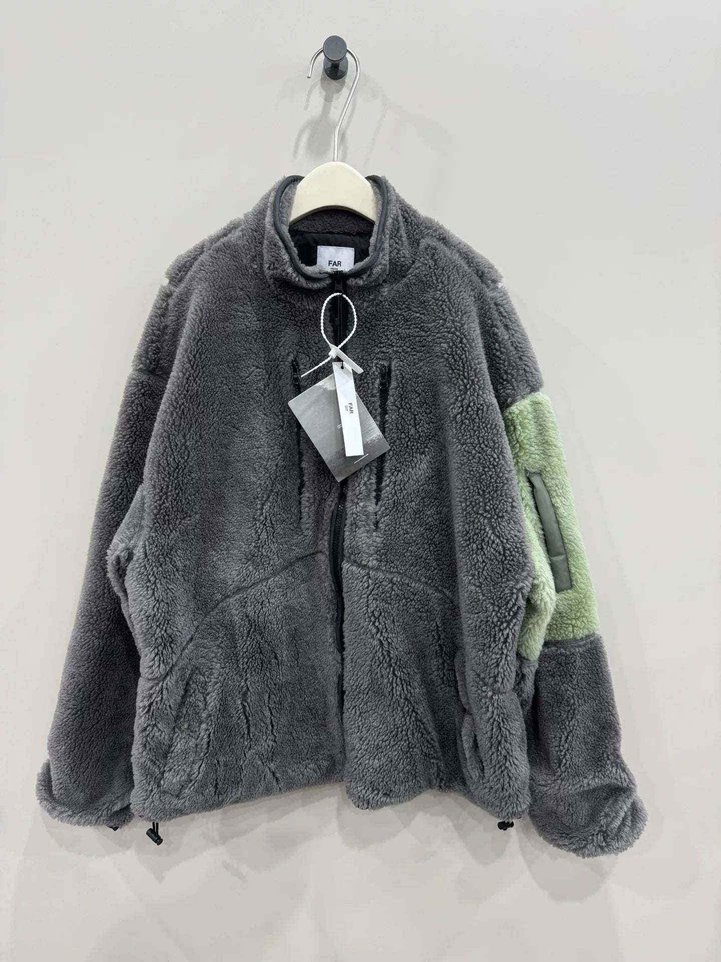 gray fleece zip-up jacket size M