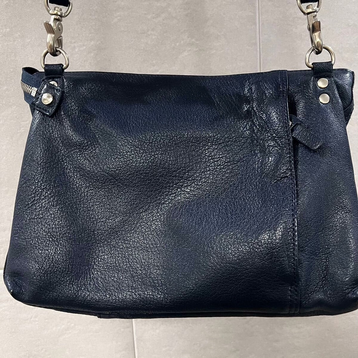 porter rambler leather shoulder bag with logo