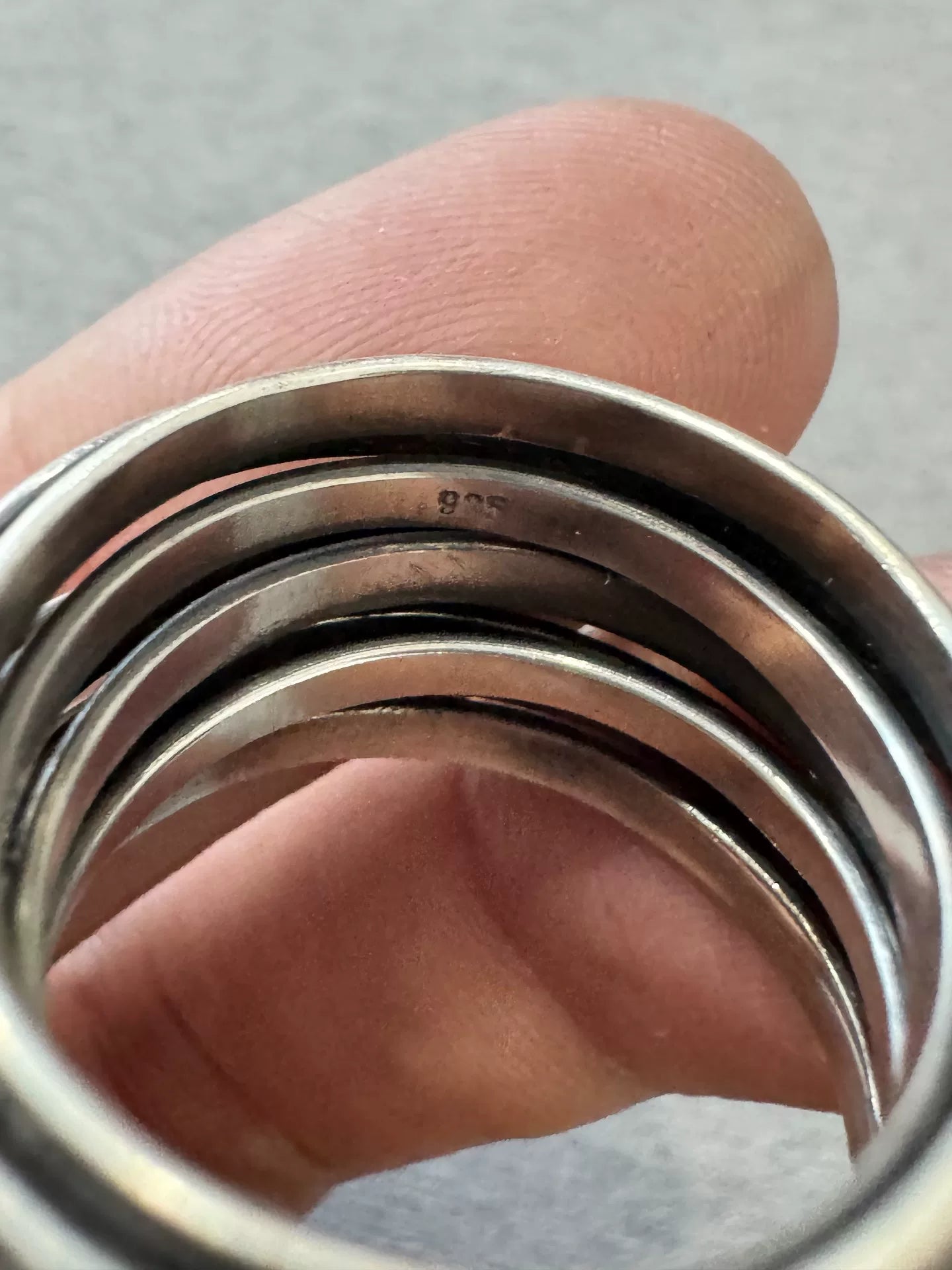 silver spring design ring by Werkstatt Munchen