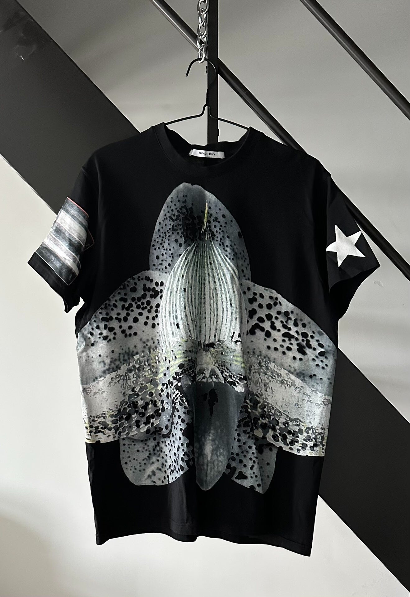 Givenchy Orchid T-Shirt for Oversized Wear