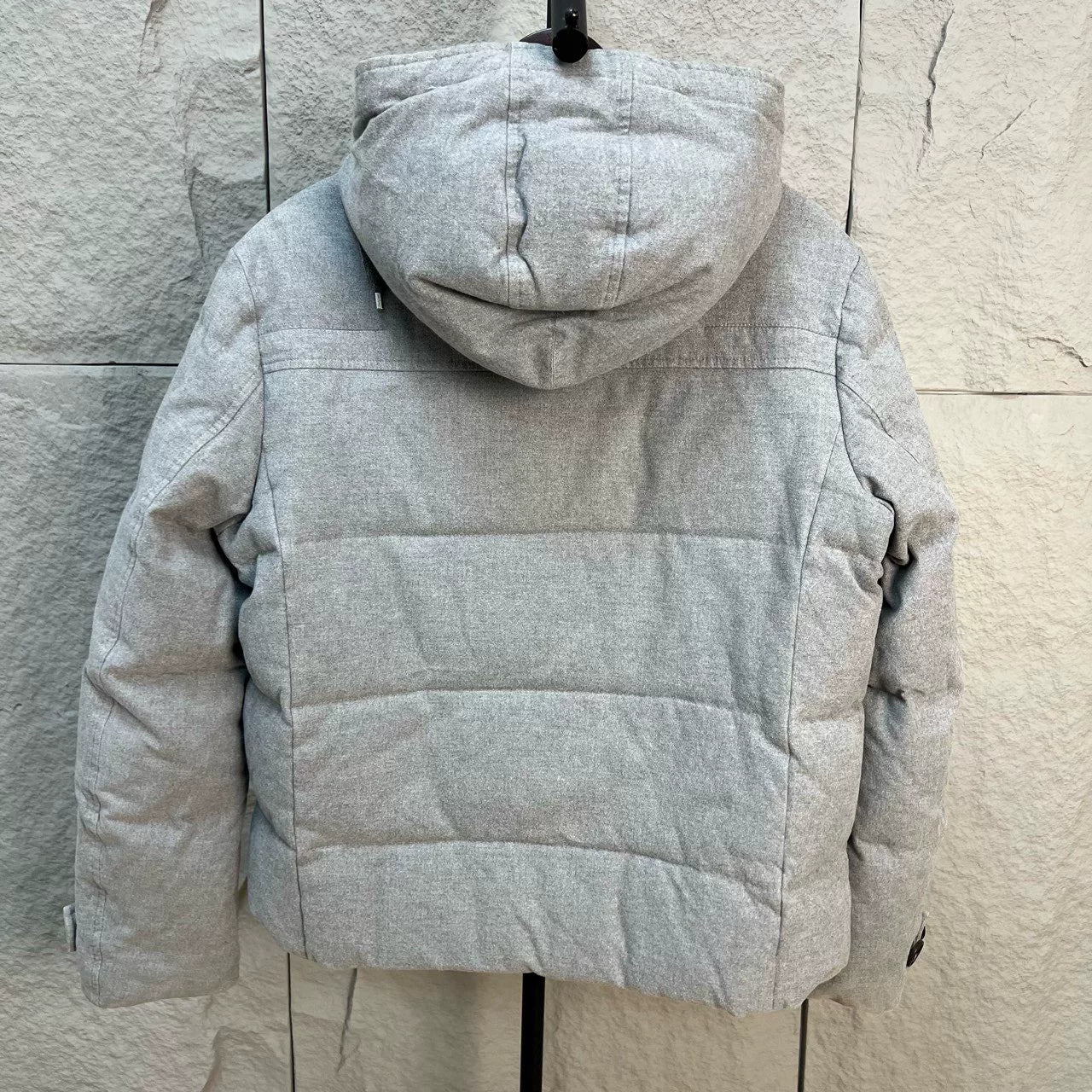 gray double-breasted hooded down jacket