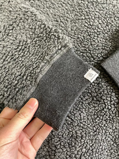 Vanquish Thick Fleece Distressed Pullover