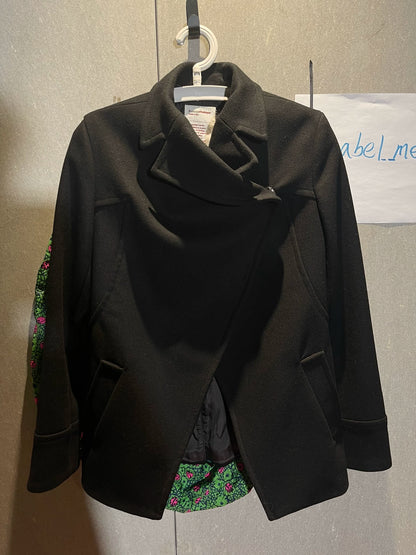 stylish black blazer by hussein chalayan