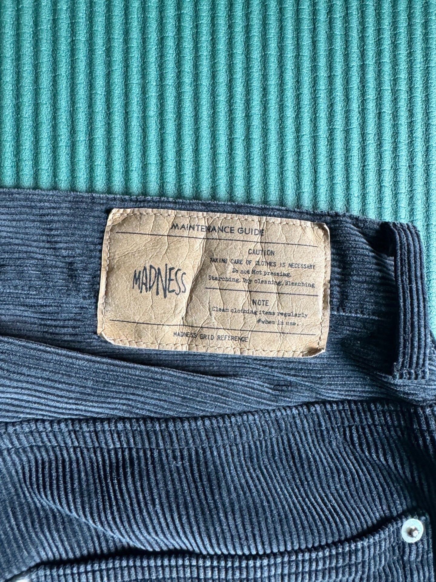 MADNESS 25AW 10W-CORD WIDE PANTS