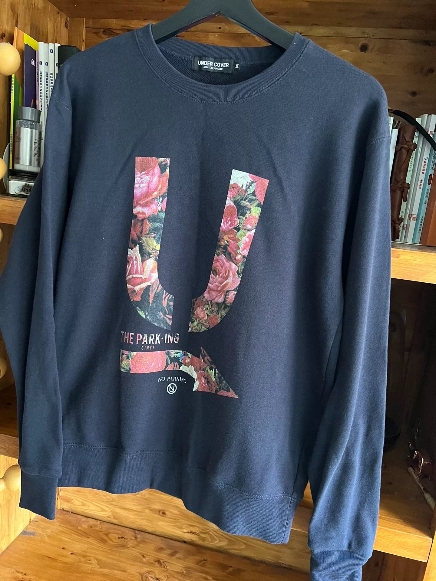 blue floral print cotton sweatshirt