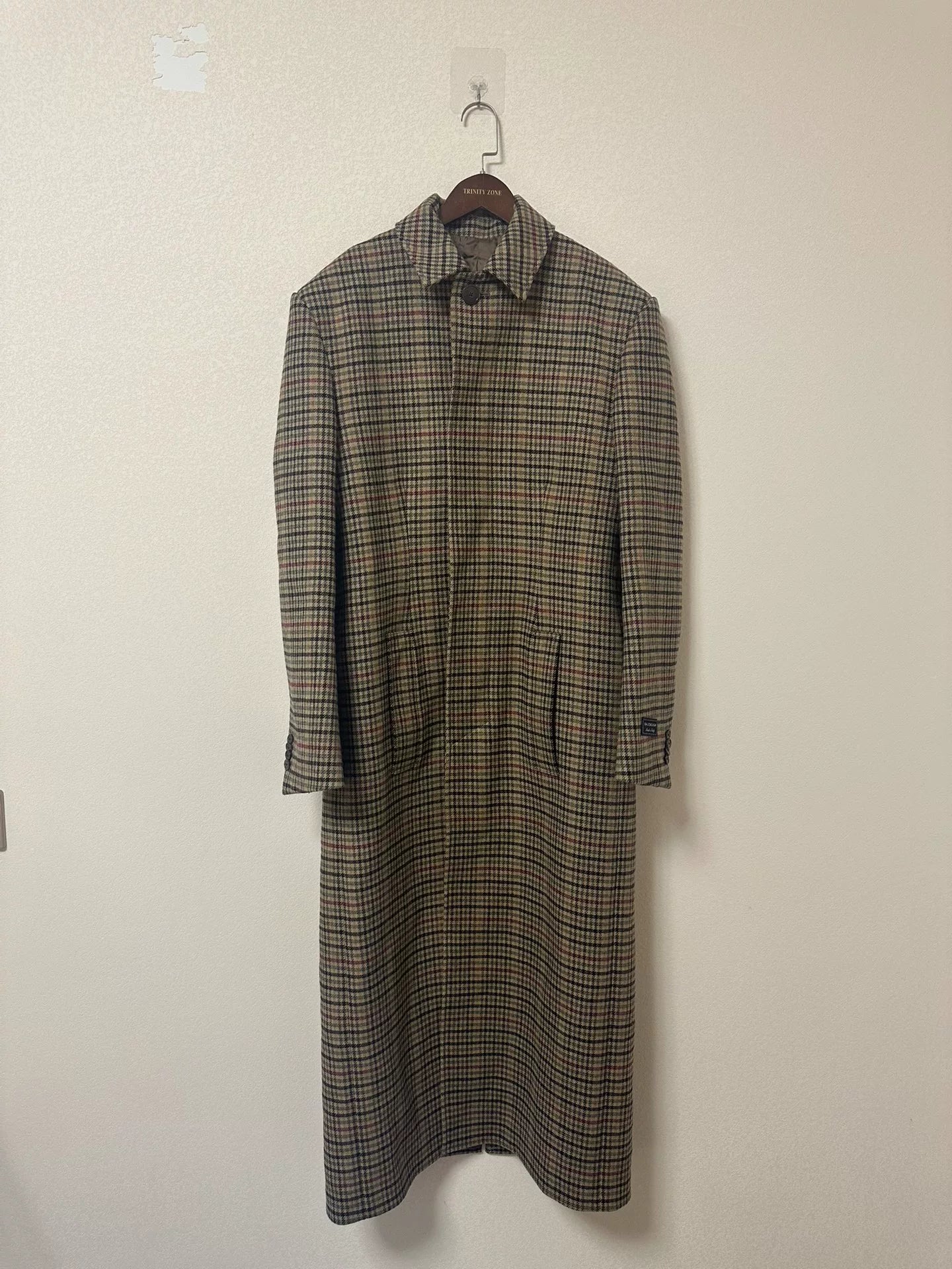 balenciaga houndstooth wool coat with champagne lining