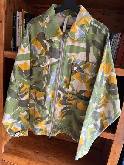 camouflage military hooded jacket with four pockets