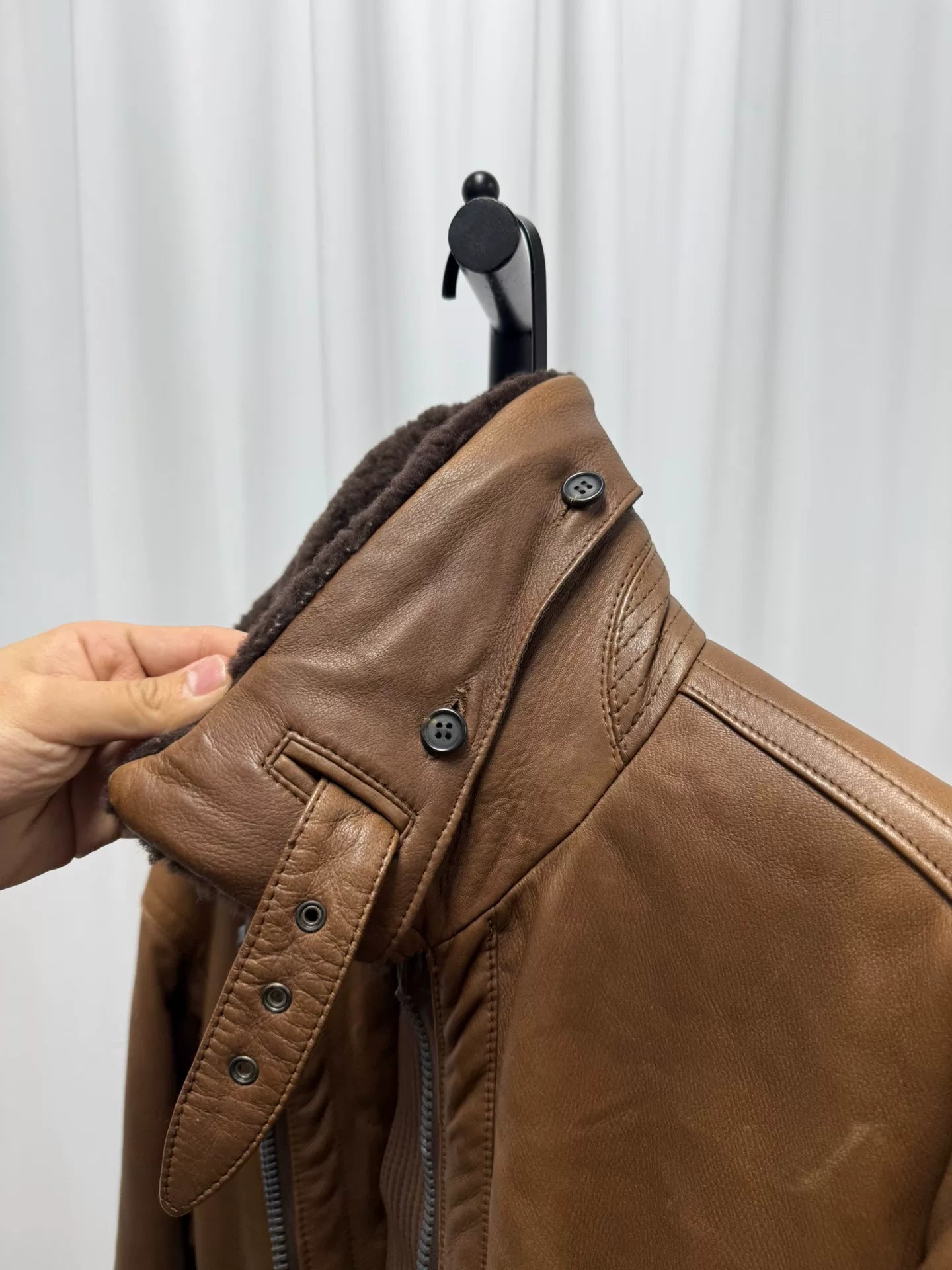 brown leather jacket with removable collar