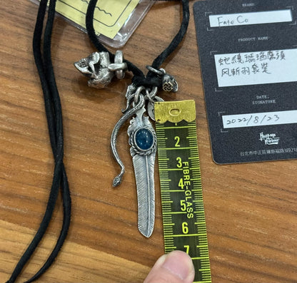 Fate.Co Agate Feather Skull Pendant Necklace