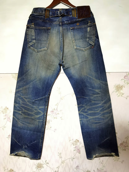 Vintage Wide-Leg Straight Jeans Japan