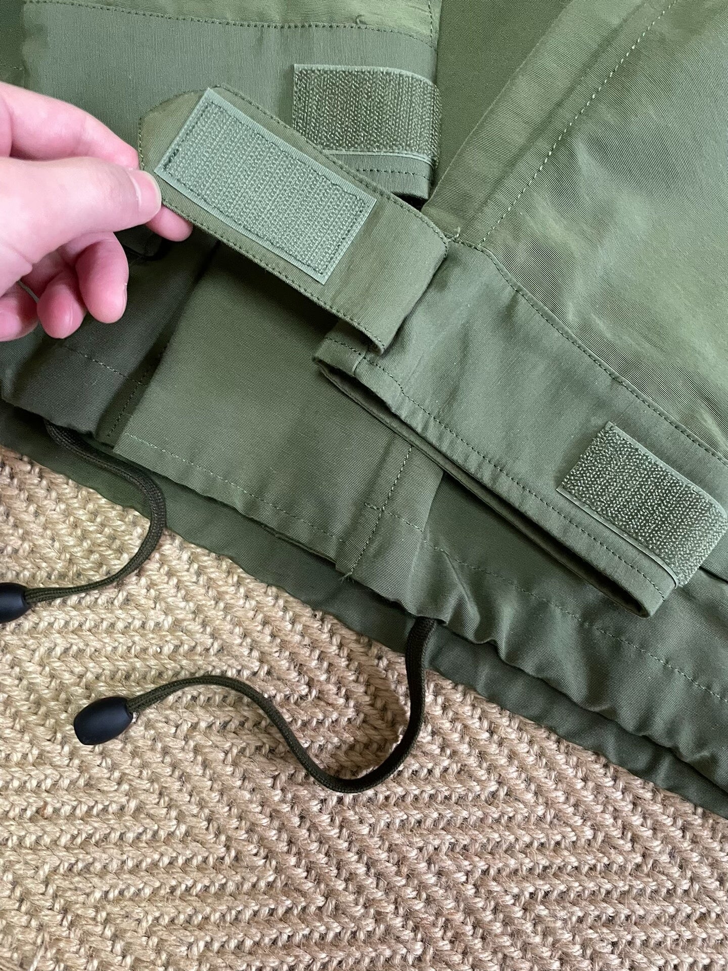 wtaps parasmock jacket with hood and pockets