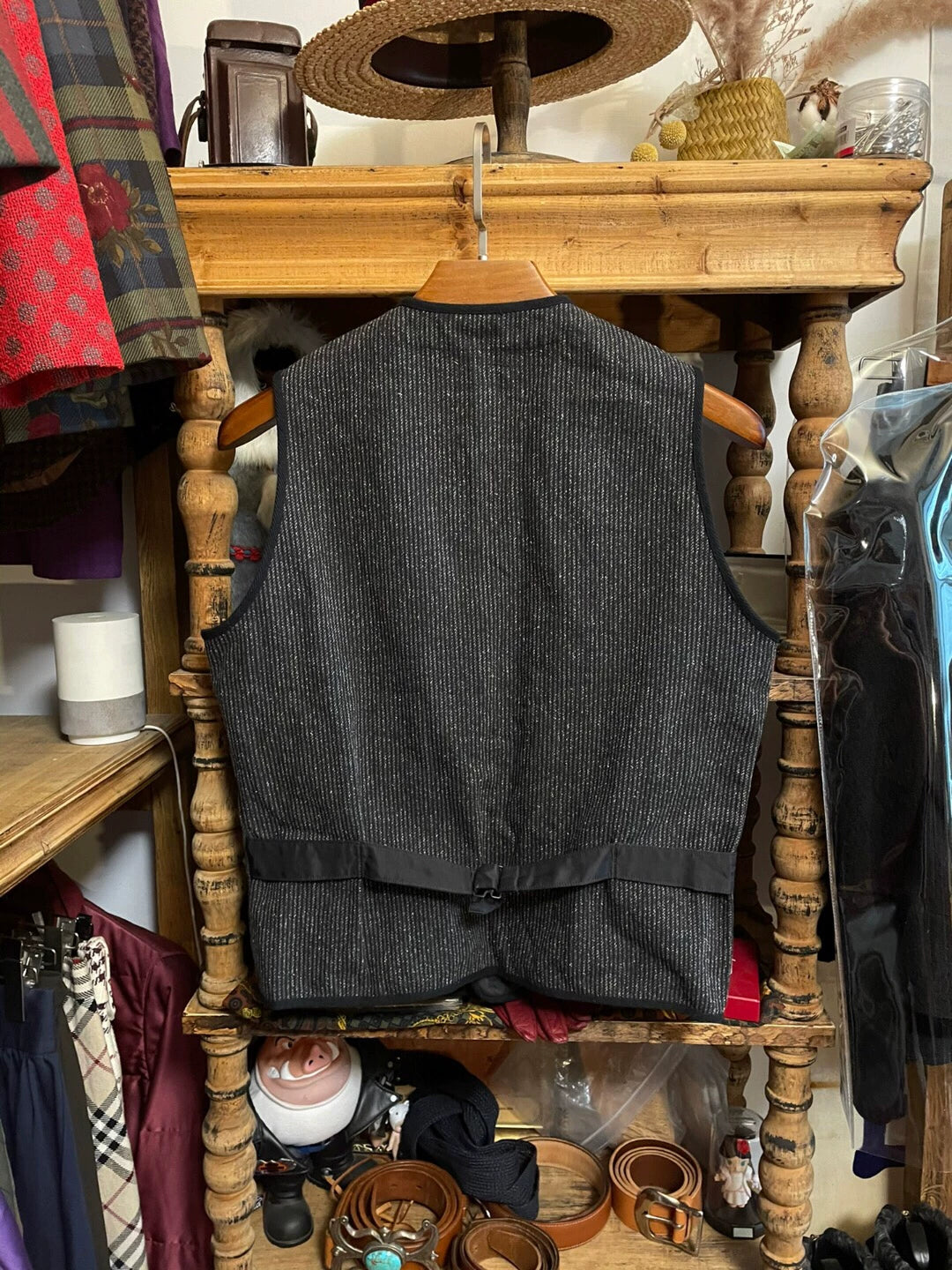 stylish gray BBJ vest with pockets