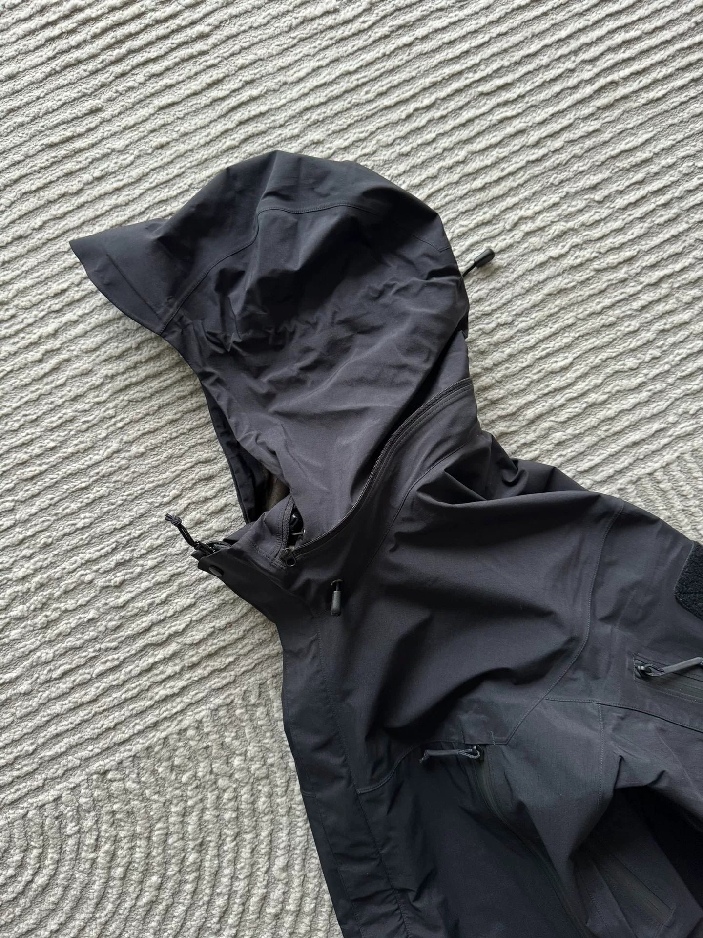 Arcteryx Leaf Alpha SV Gen1