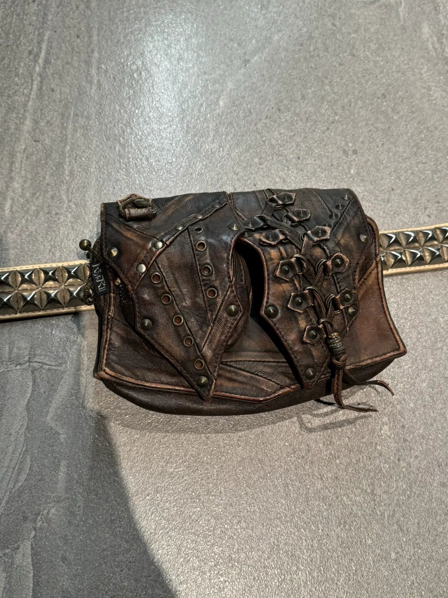 kmrii Double Waist Bag